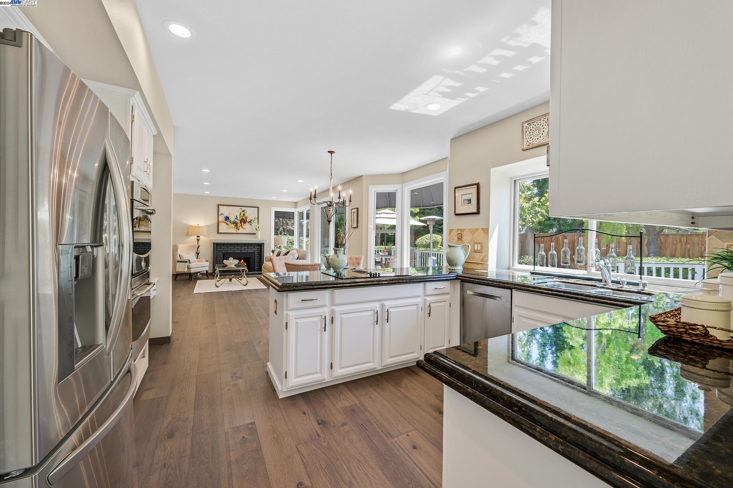 5186 Mount Tam Cir