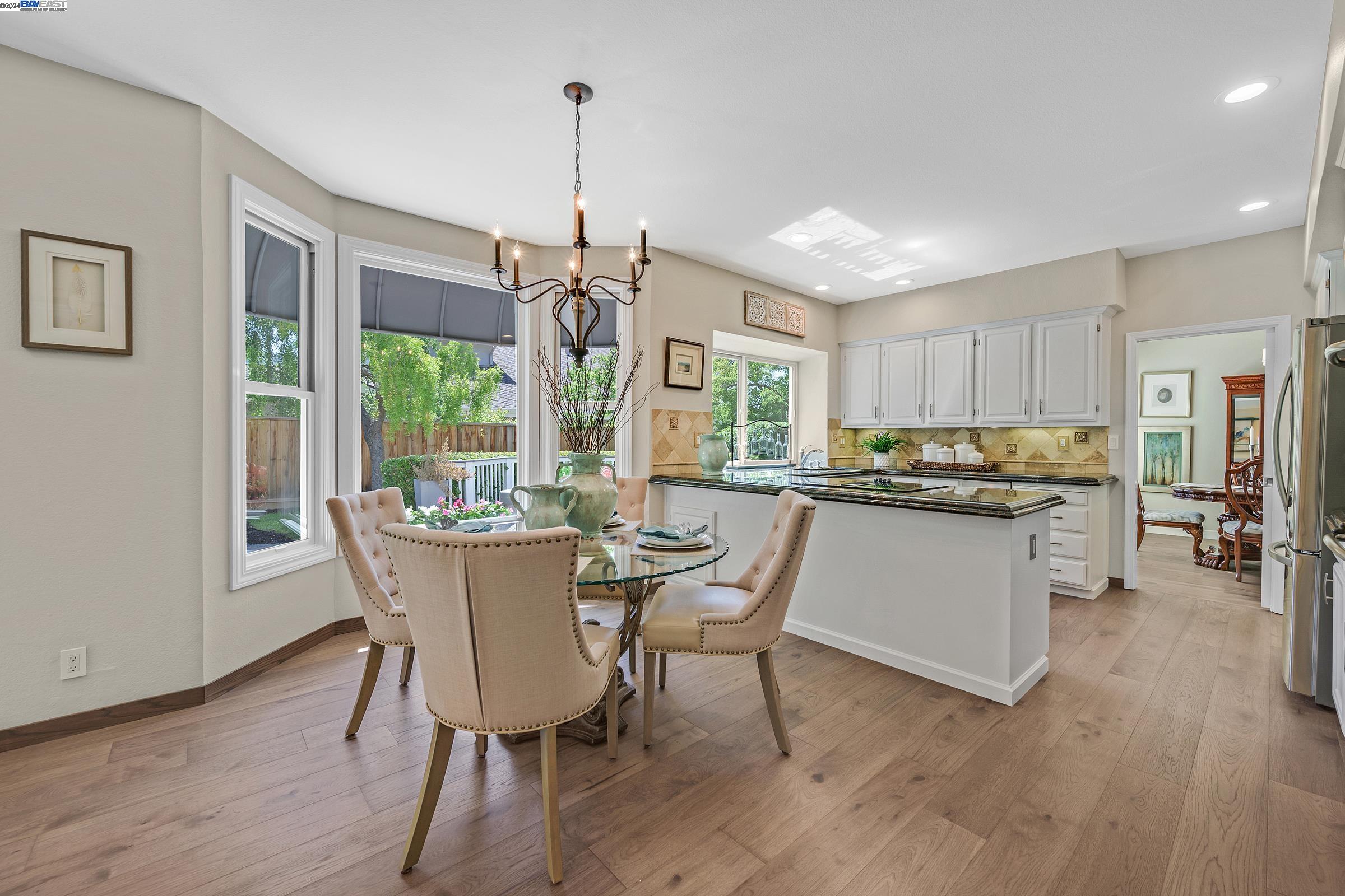 5186 Mount Tam Cir