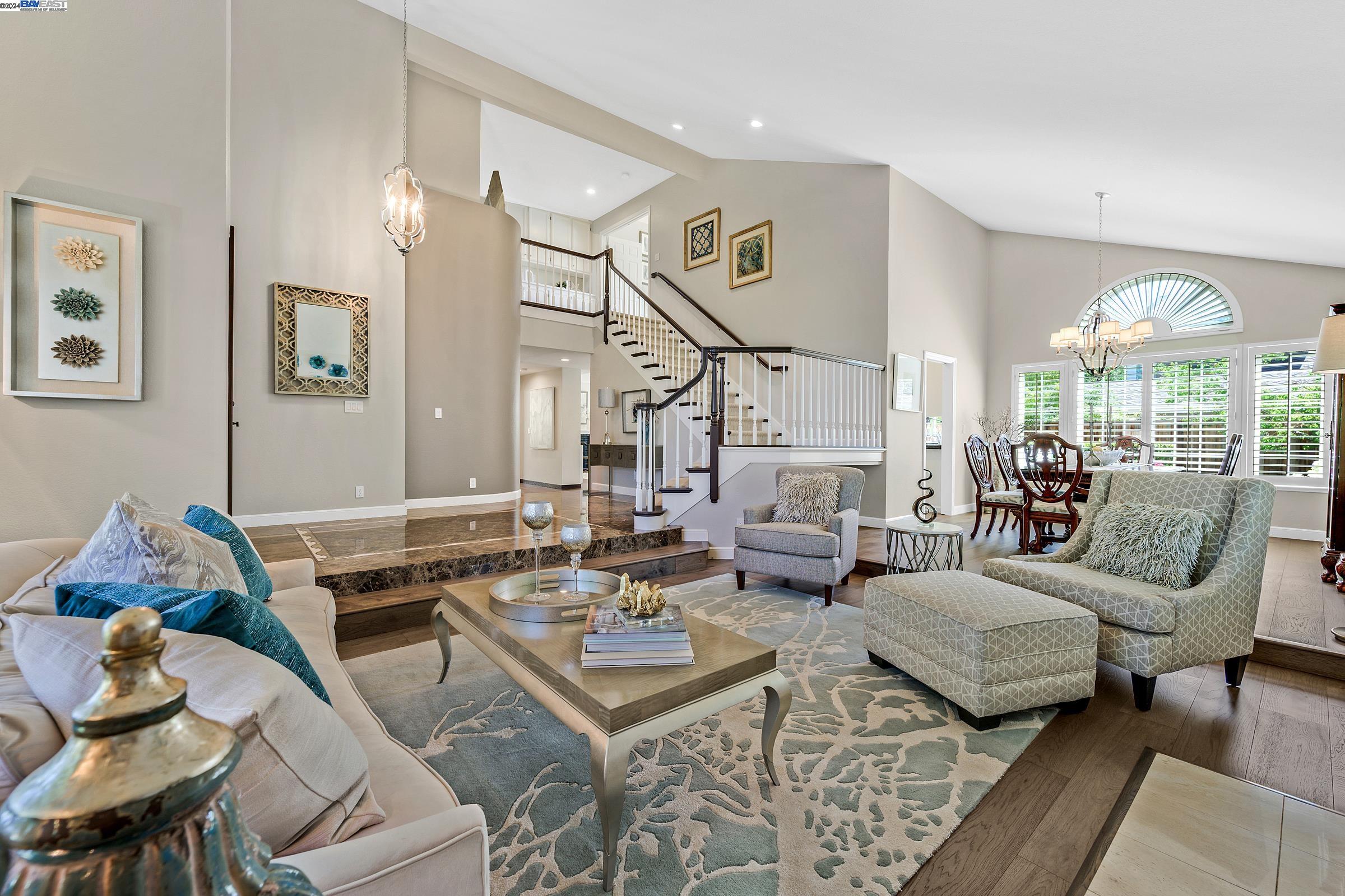5186 Mount Tam Cir