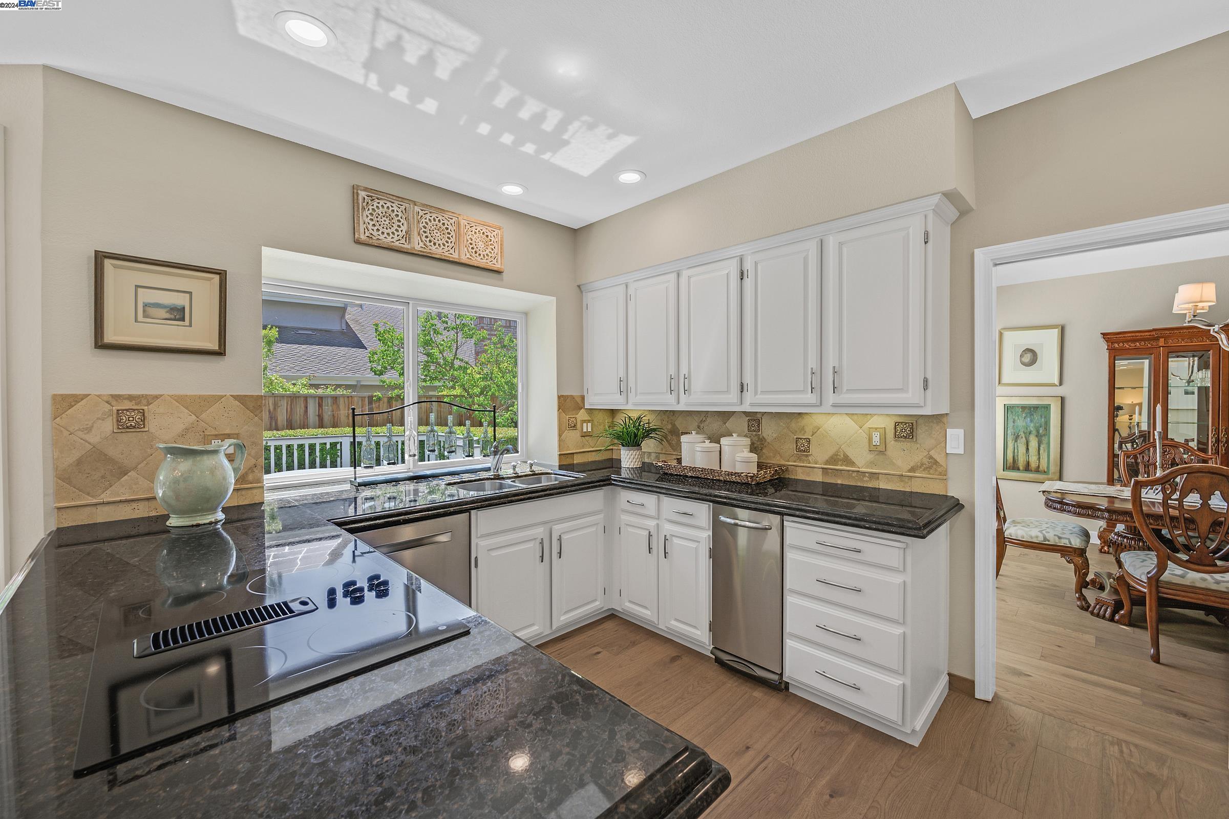 5186 Mount Tam Cir
