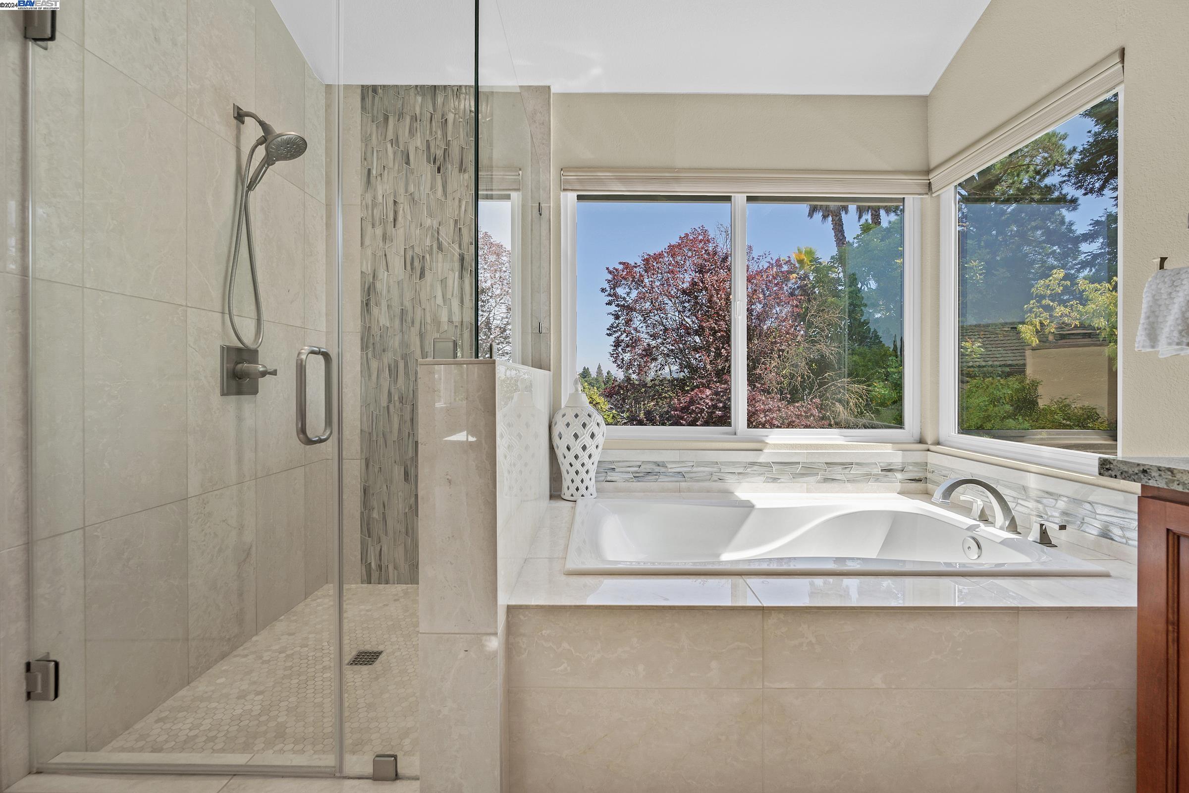 5186 Mount Tam Cir
