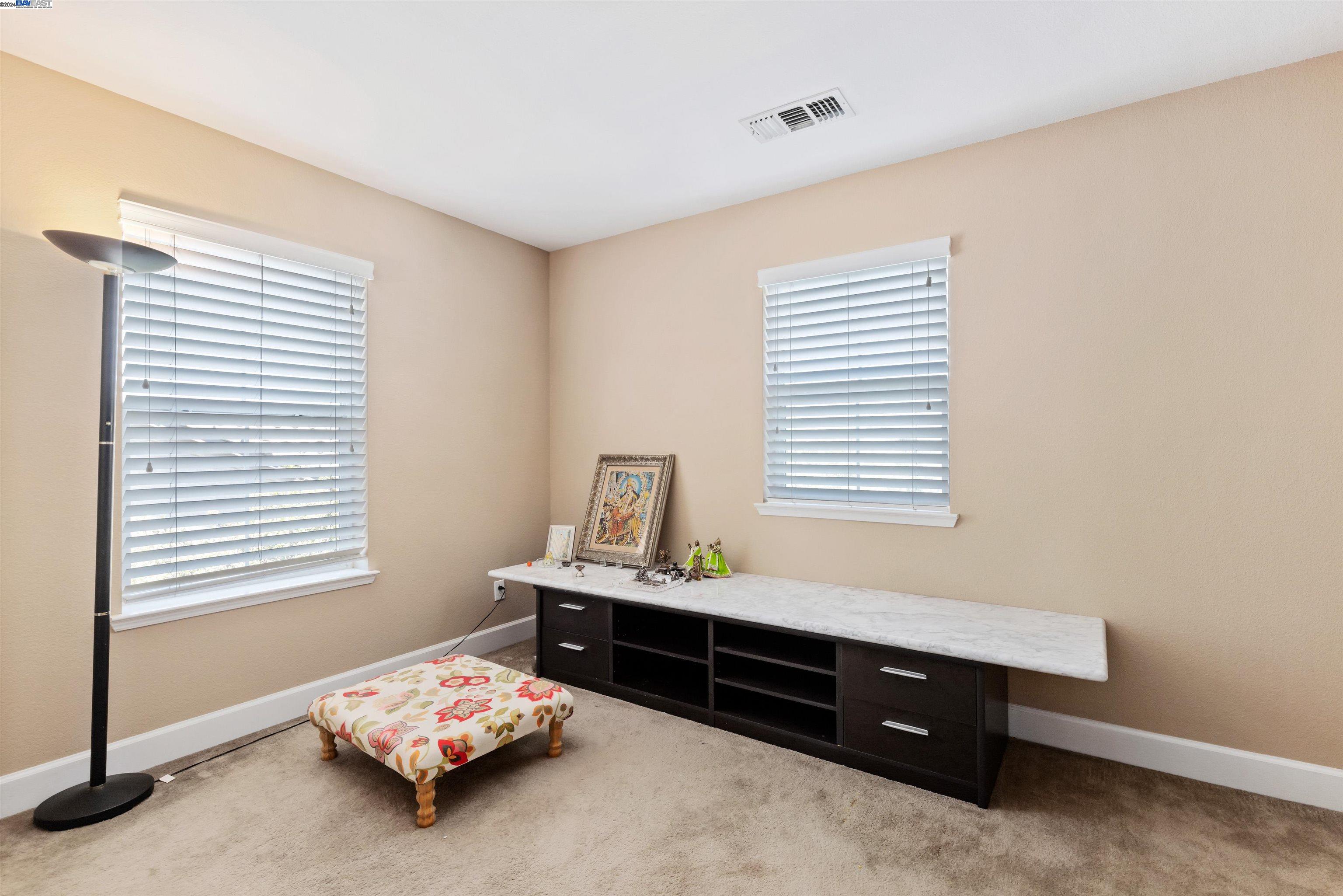 2255 Sugarloaf Ct.