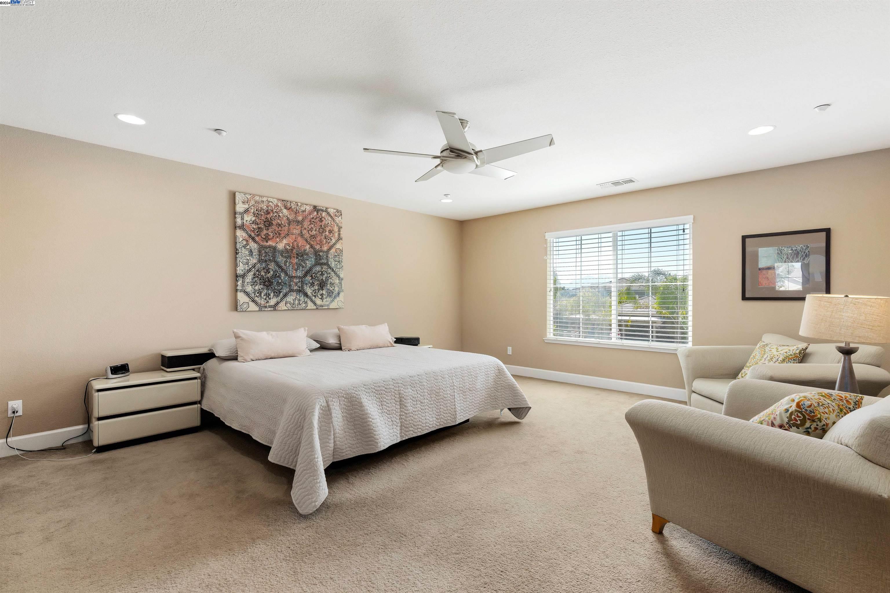 2255 Sugarloaf Ct.