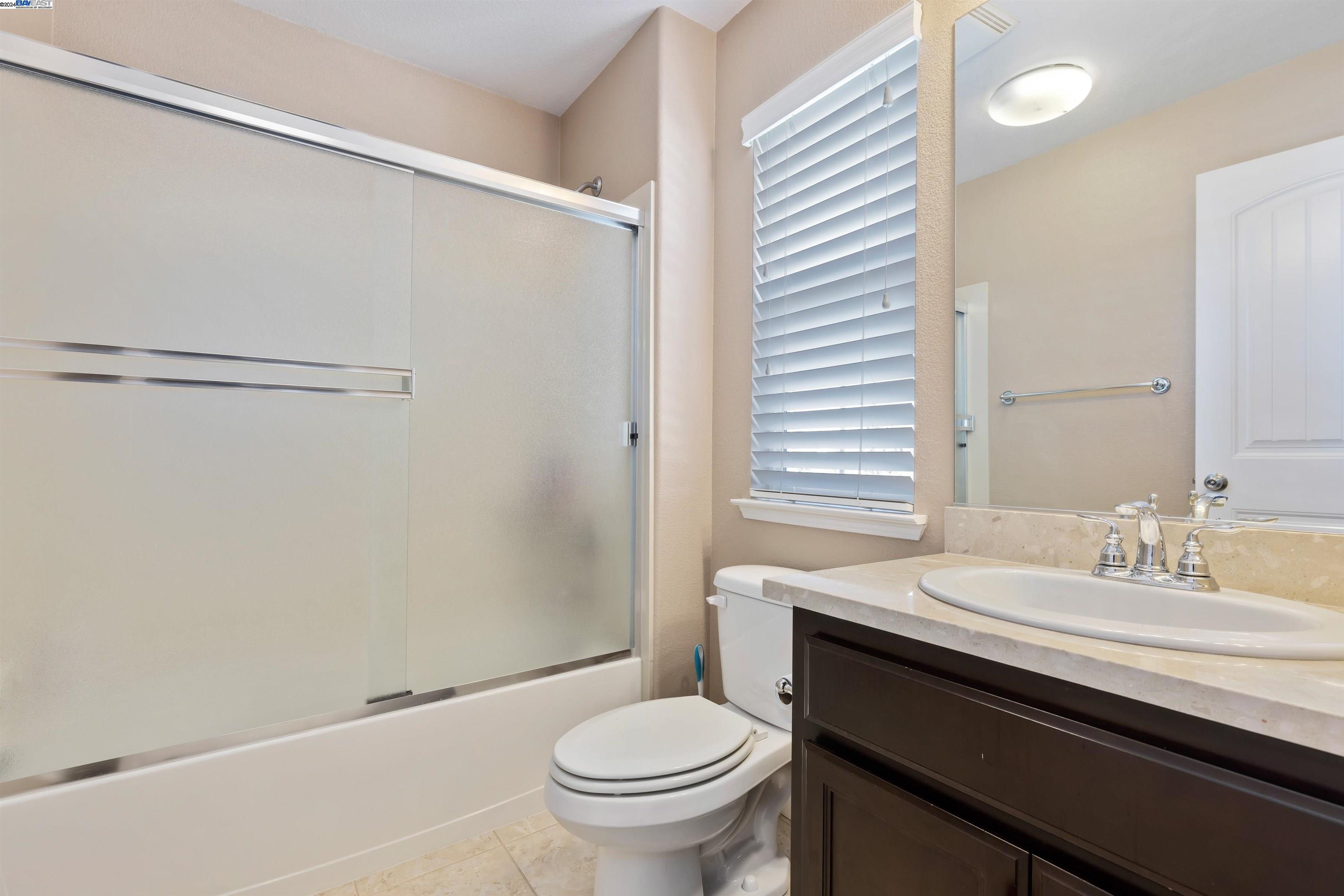 2255 Sugarloaf Ct.