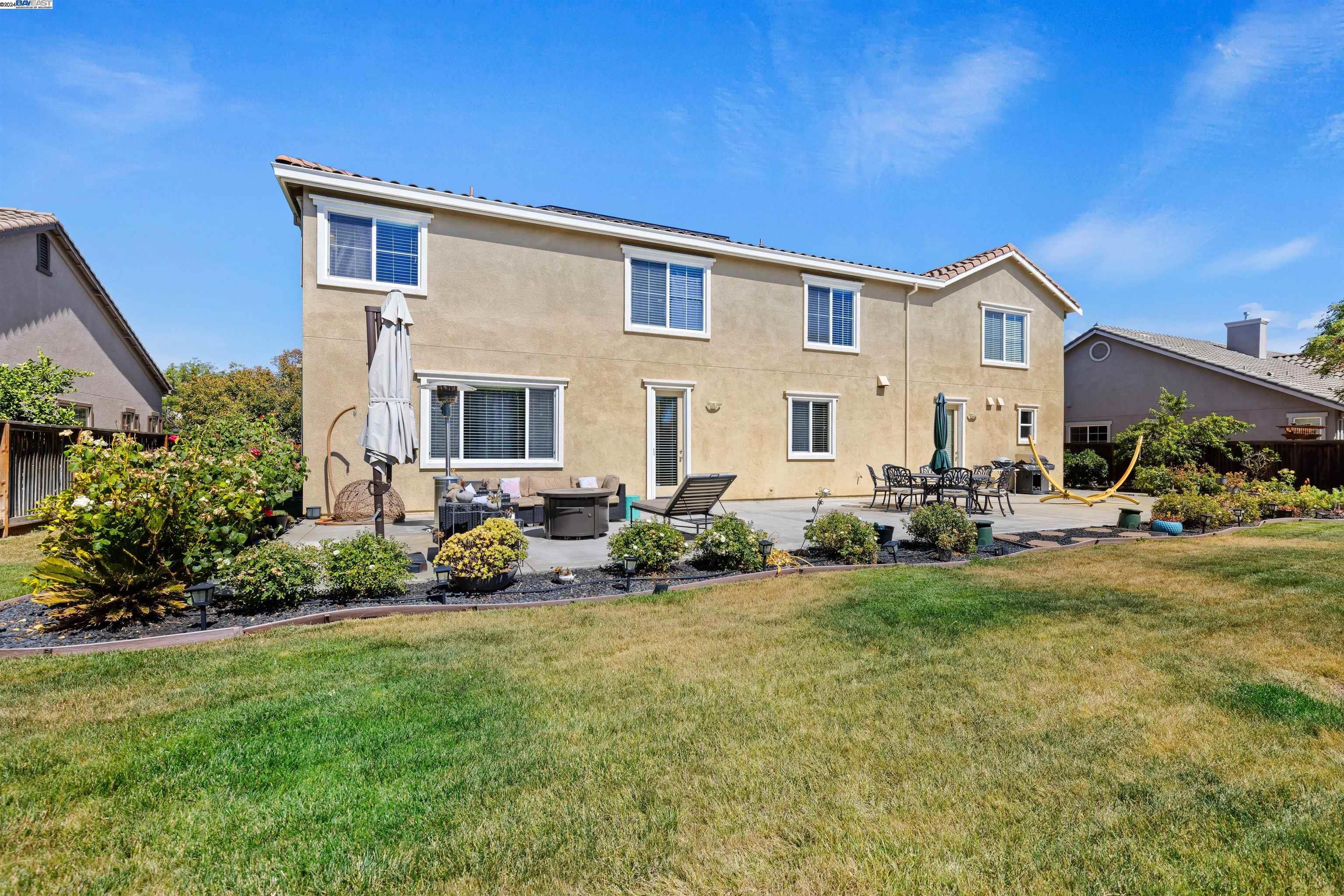2255 Sugarloaf Ct.