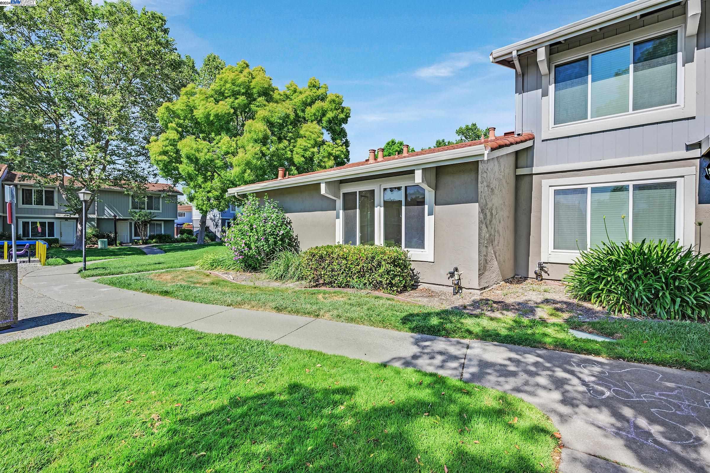 3154 Pawnee Way