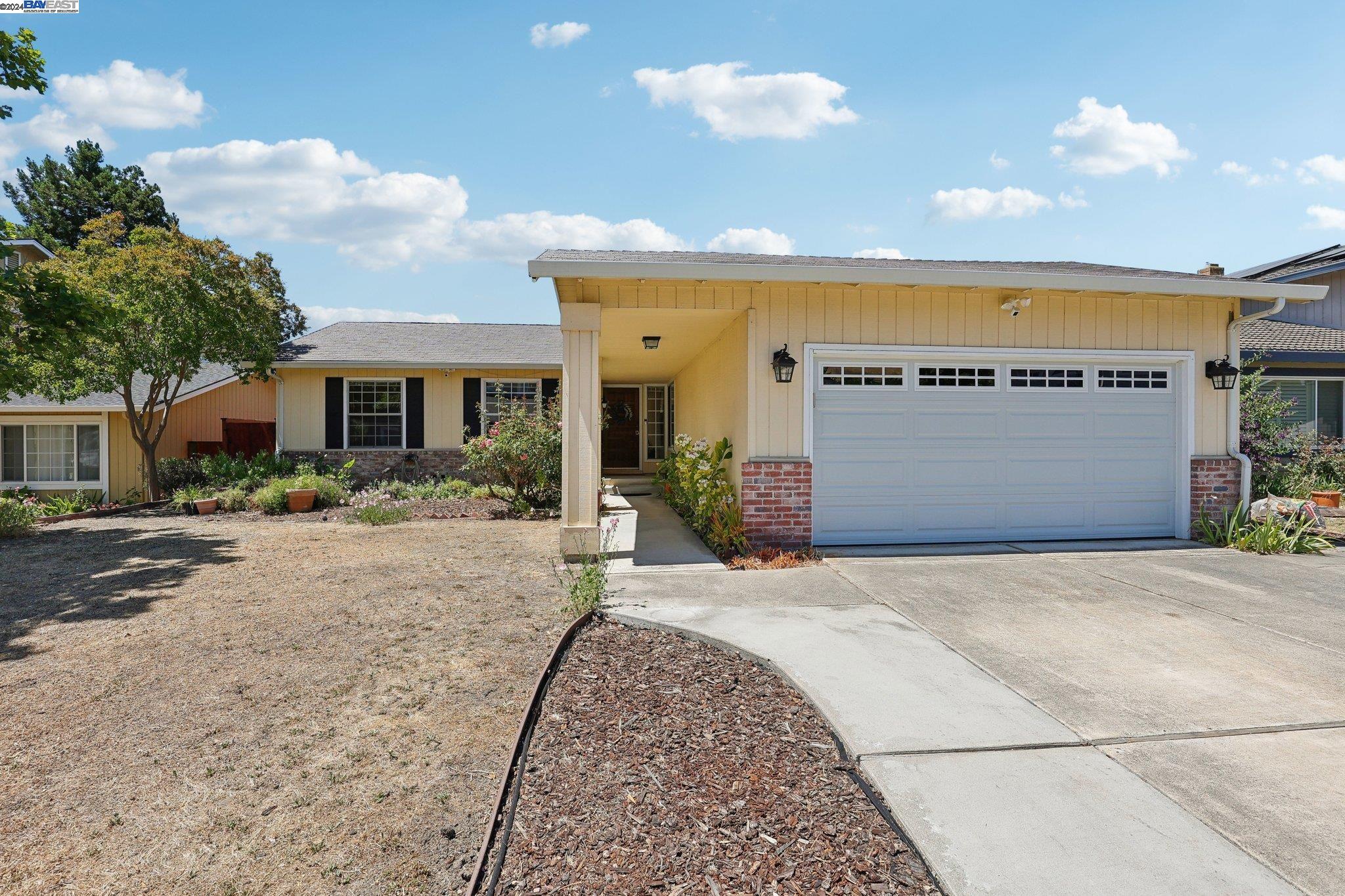 7936 Jade Cir
