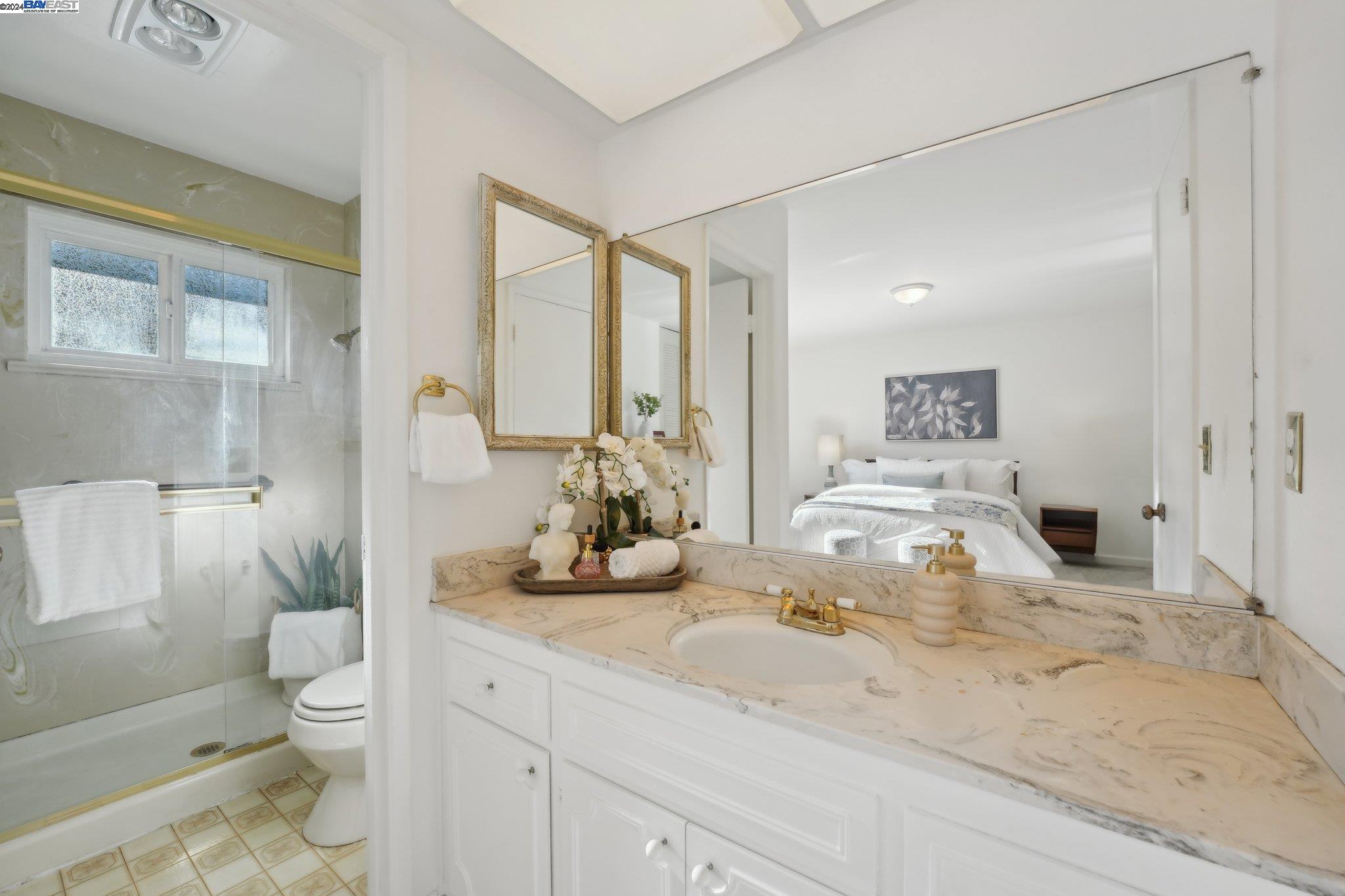 2162 Greenwood Rd