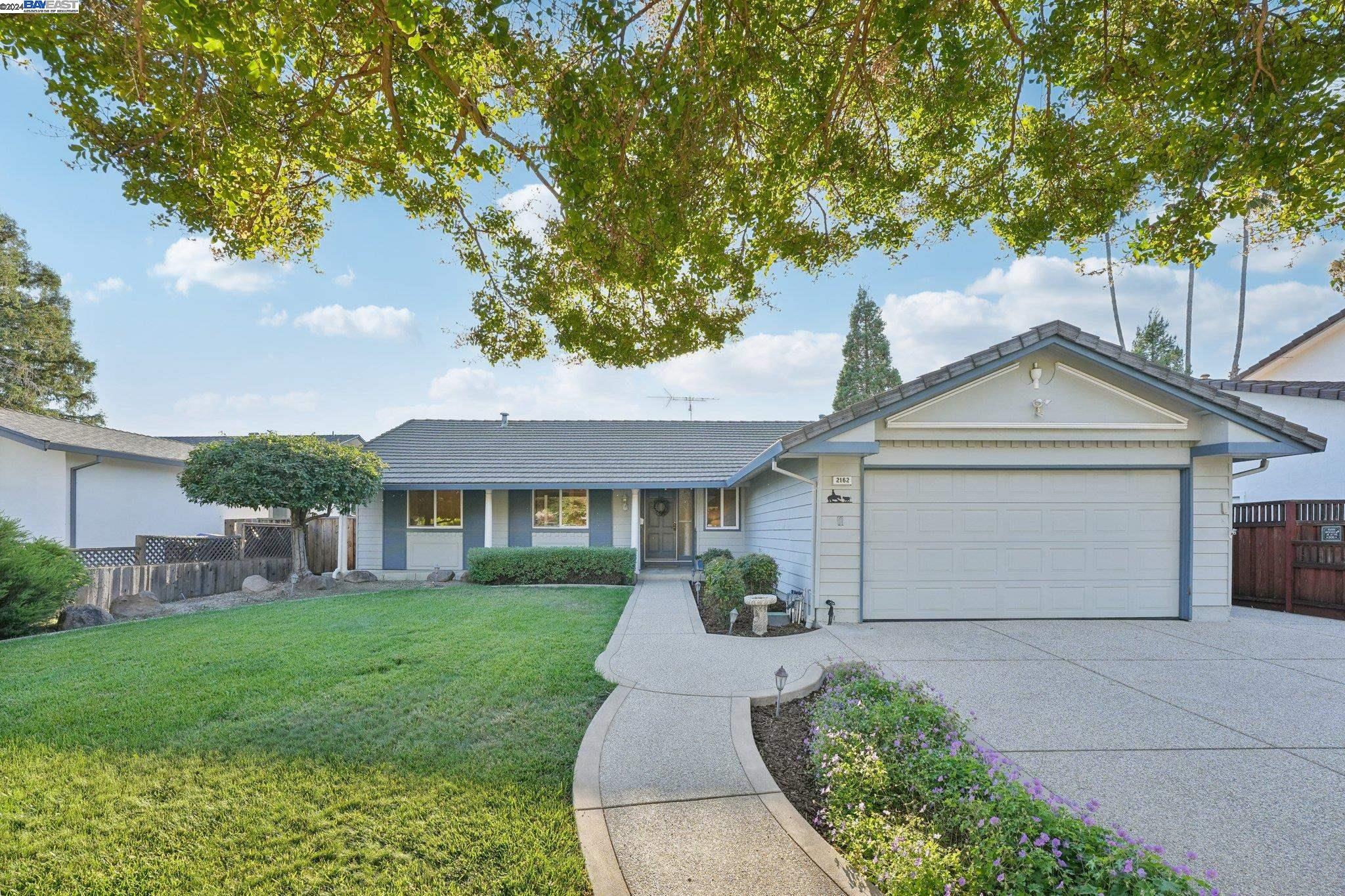 2162 Greenwood Rd