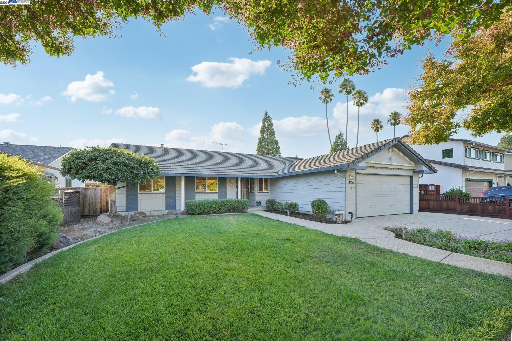 2162 Greenwood Rd