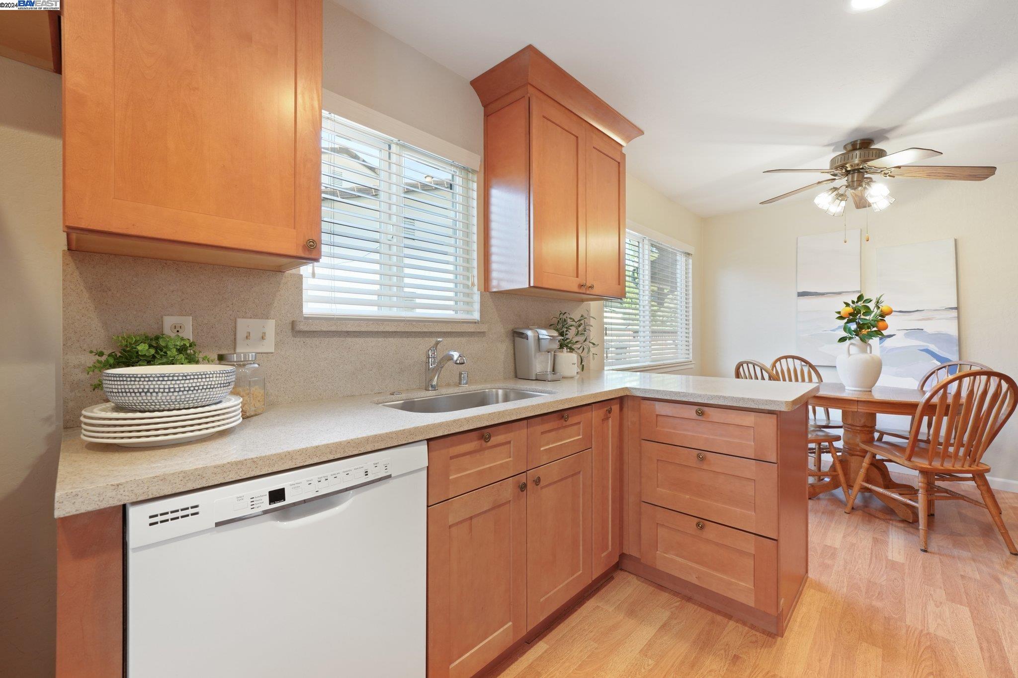 2162 Greenwood Rd