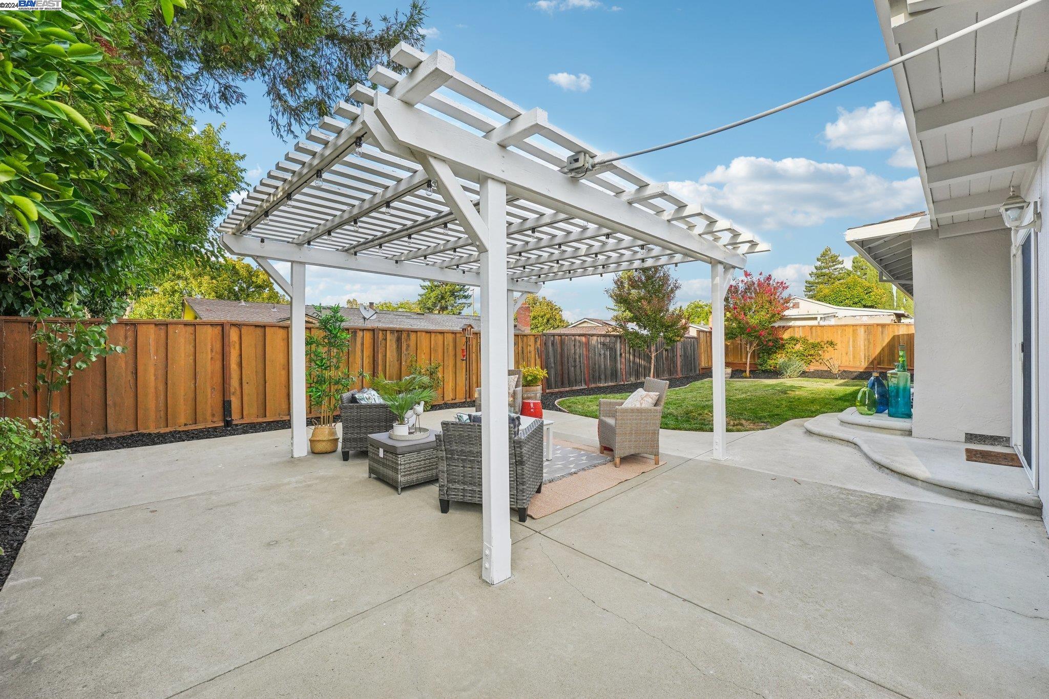 5513 Florida Dr