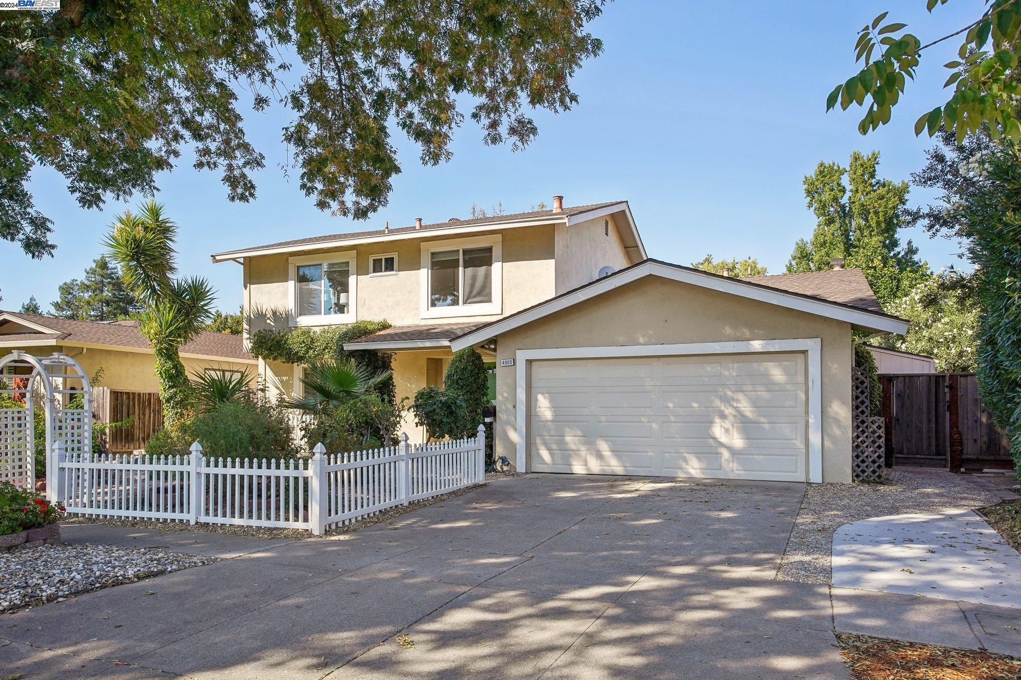 4803 Del Valle Pkwy