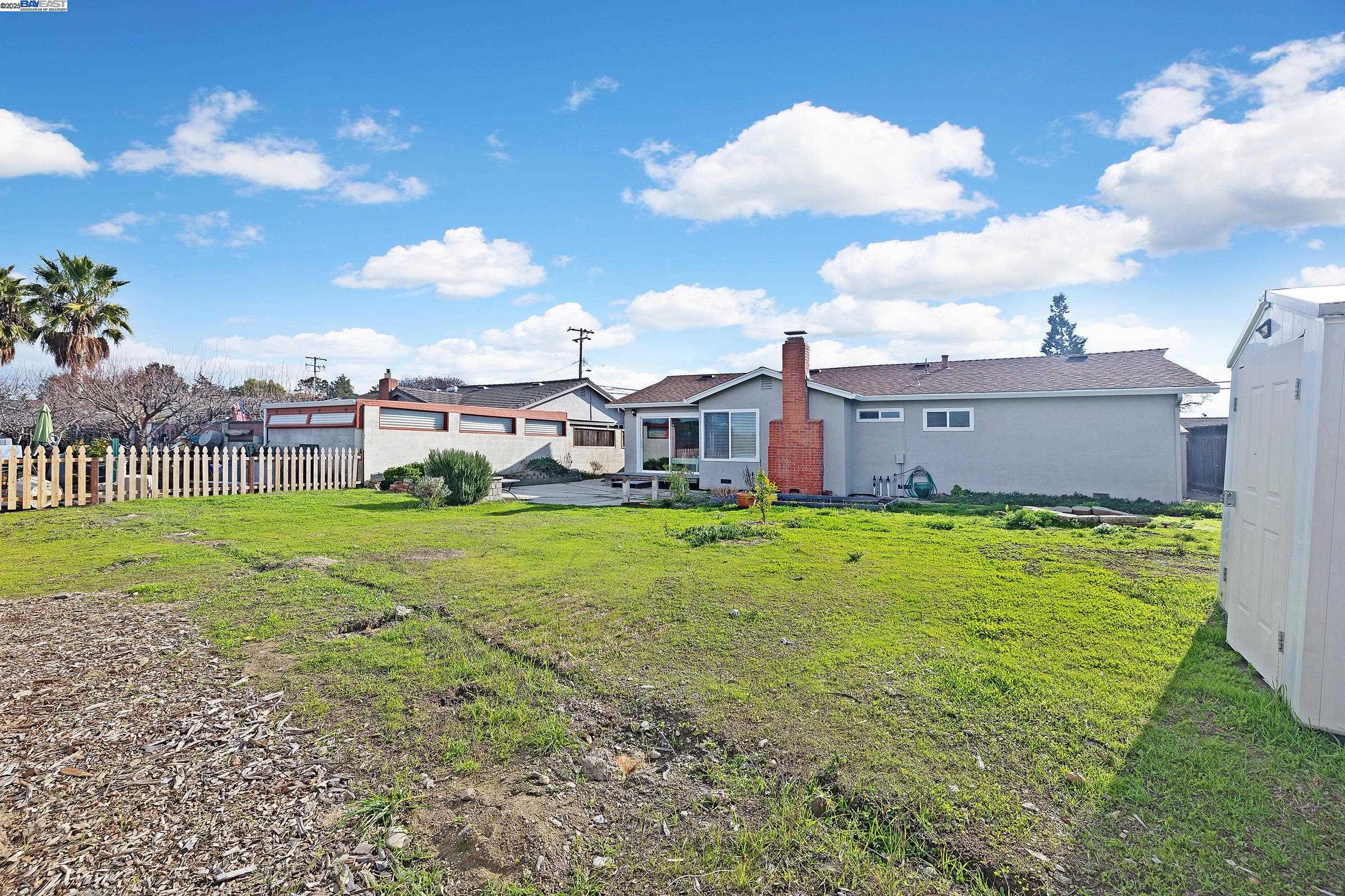 1416 Anza Way