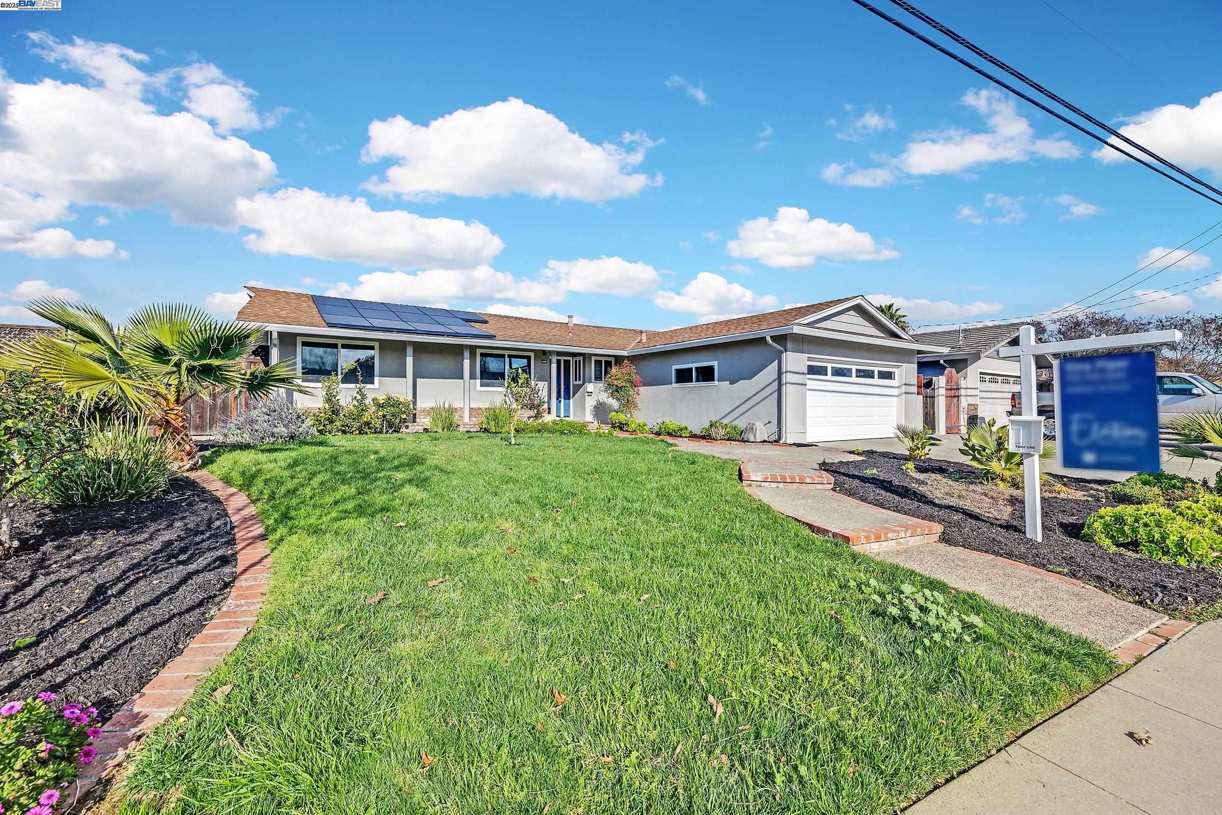 1416 Anza Way