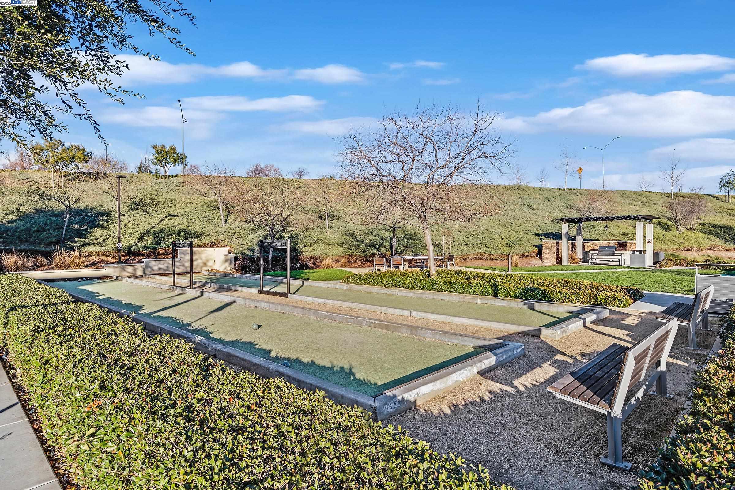 275 Fennel Way