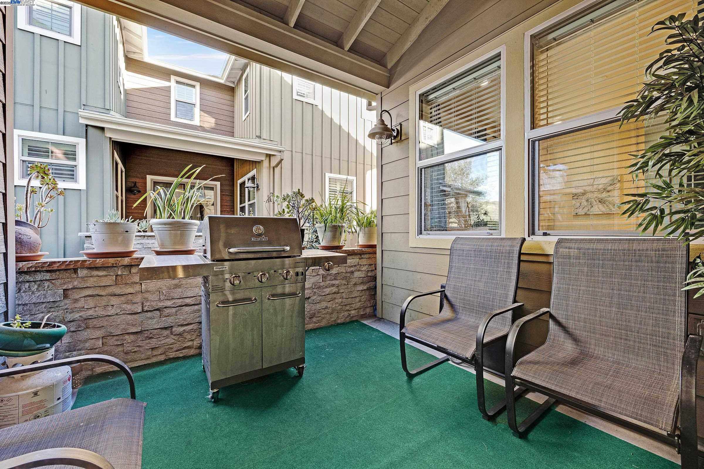 275 Fennel Way