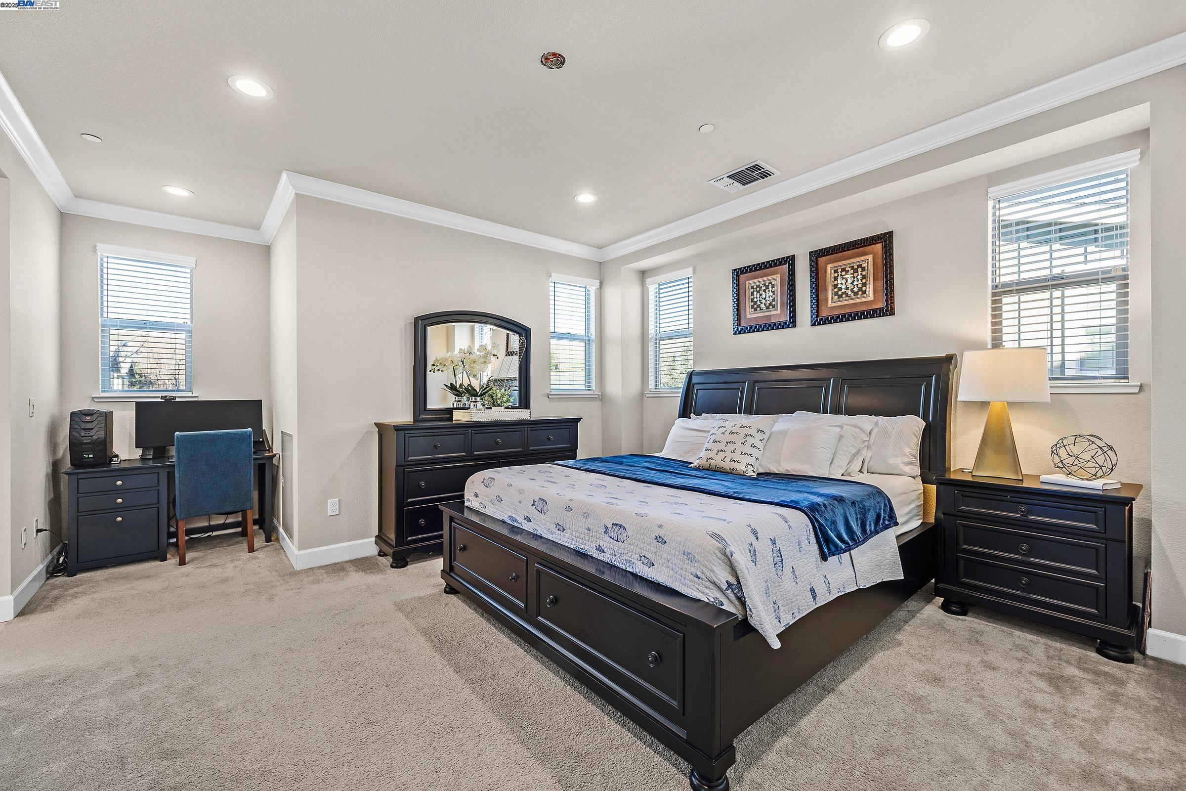 275 Fennel Way