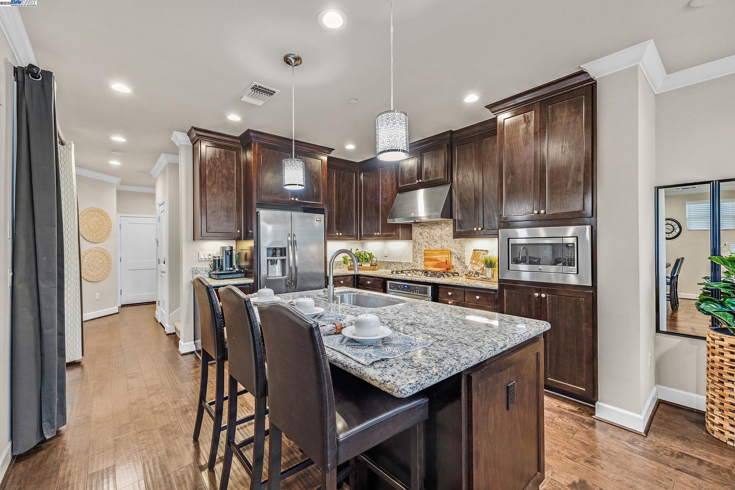 275 Fennel Way