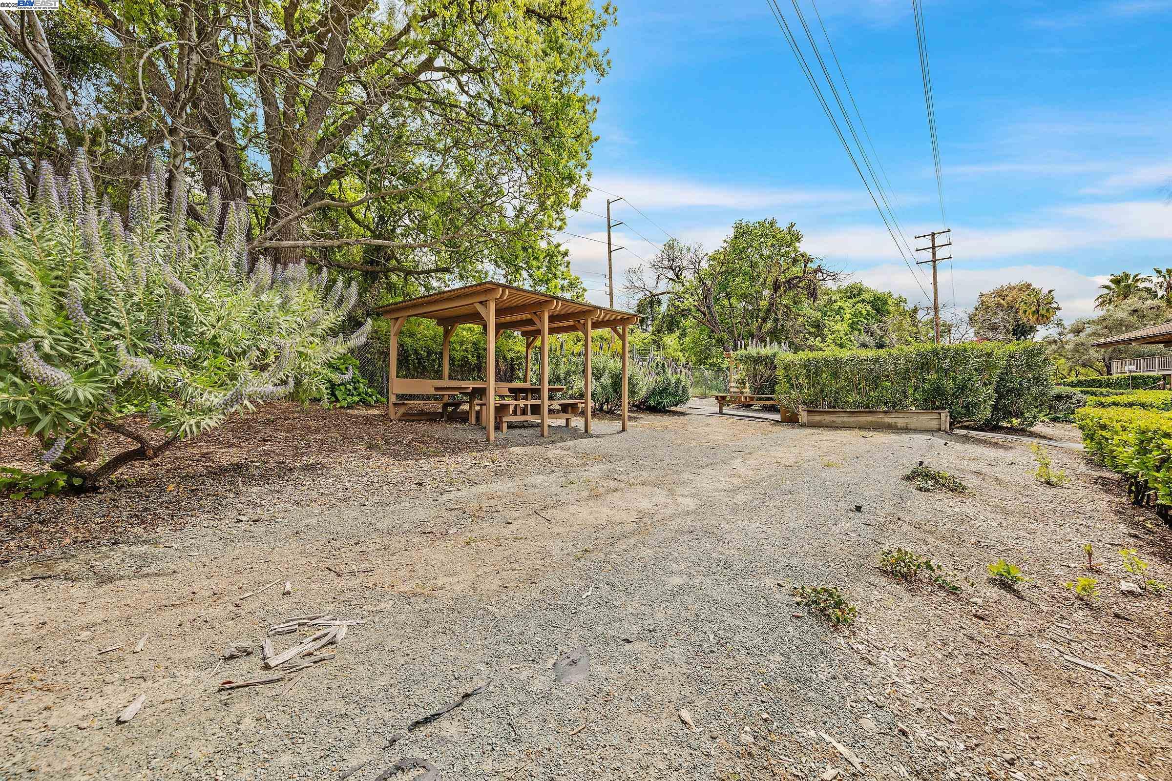 420 N Civic Dr # 101