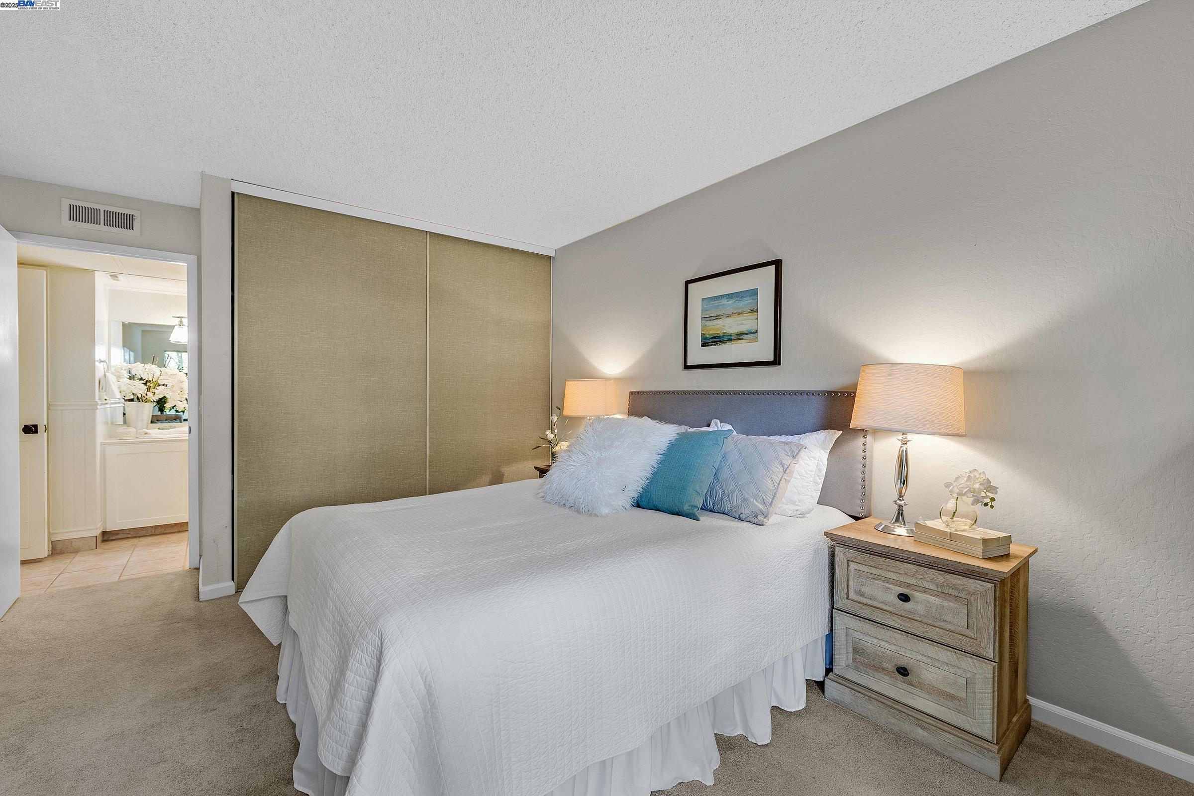 420 N Civic Dr # 101
