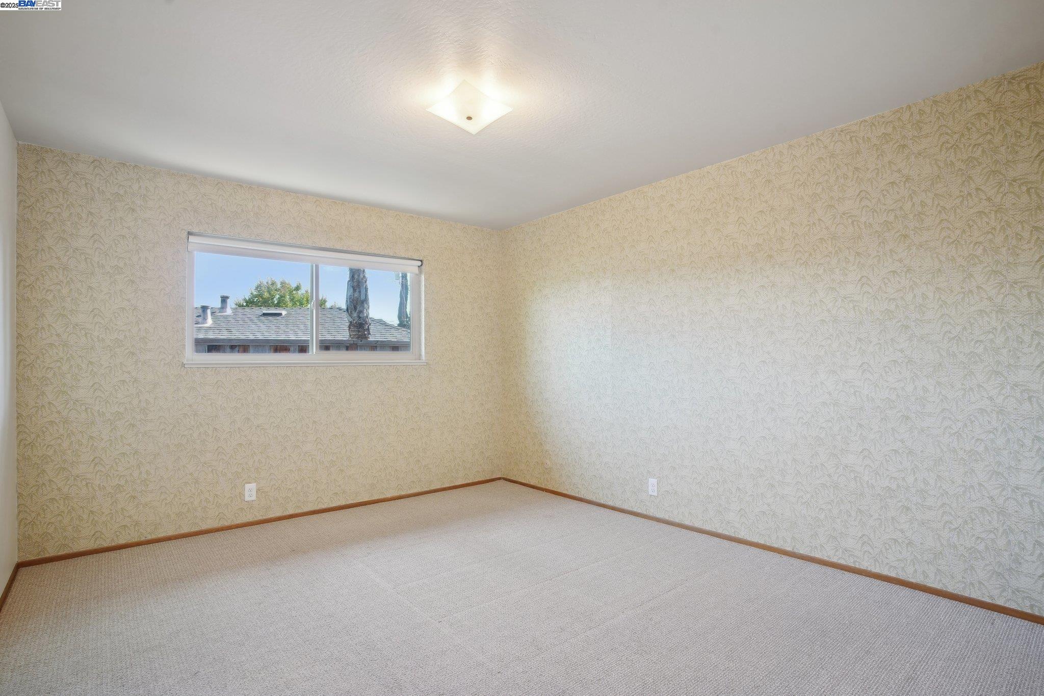 357 Lincoln Ave