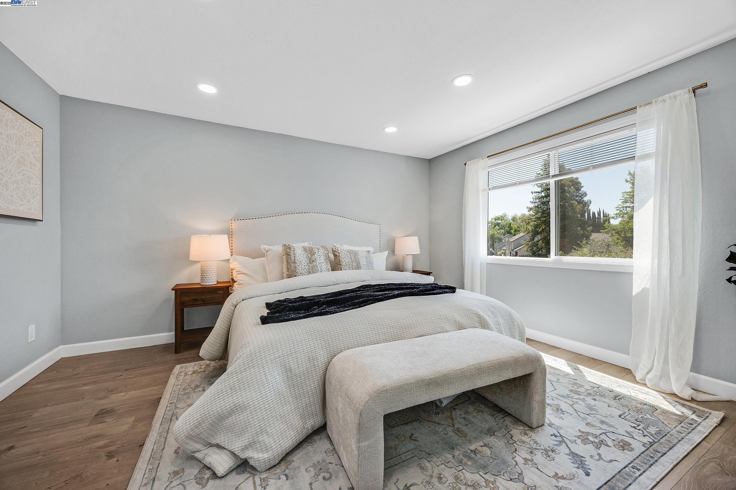 2236 Oakland Ave