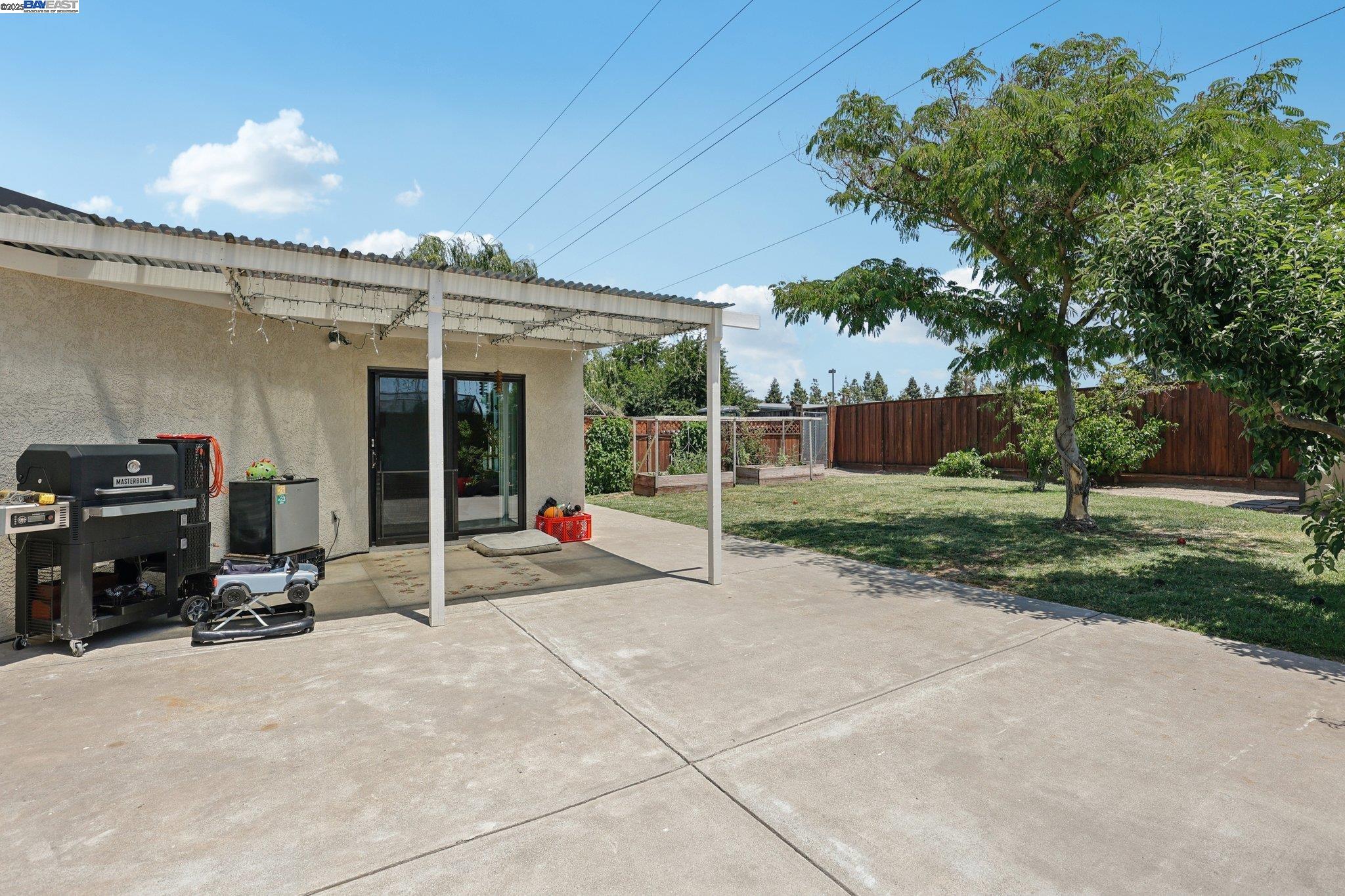 1321 Heather Ln