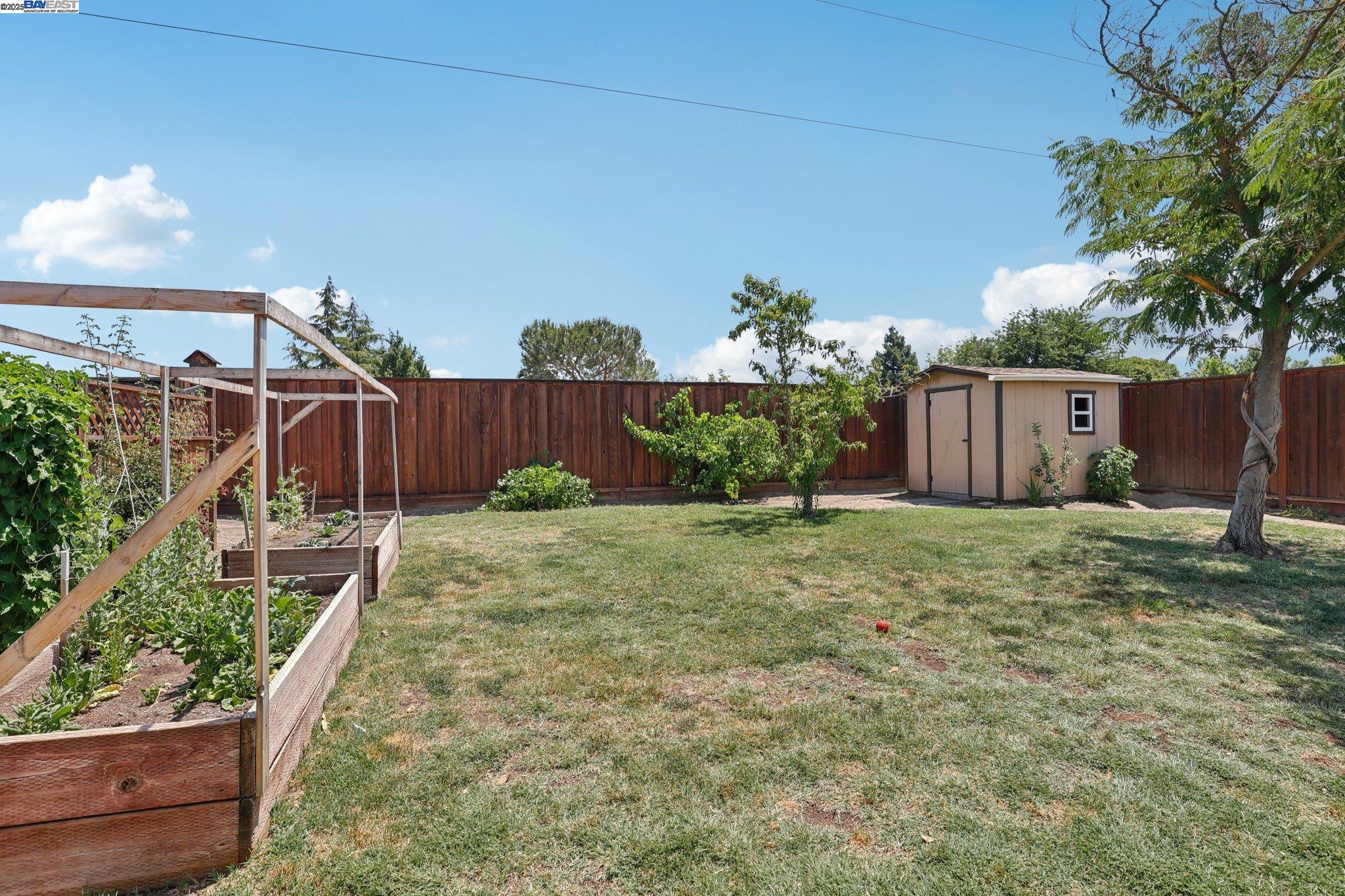 1321 Heather Ln
