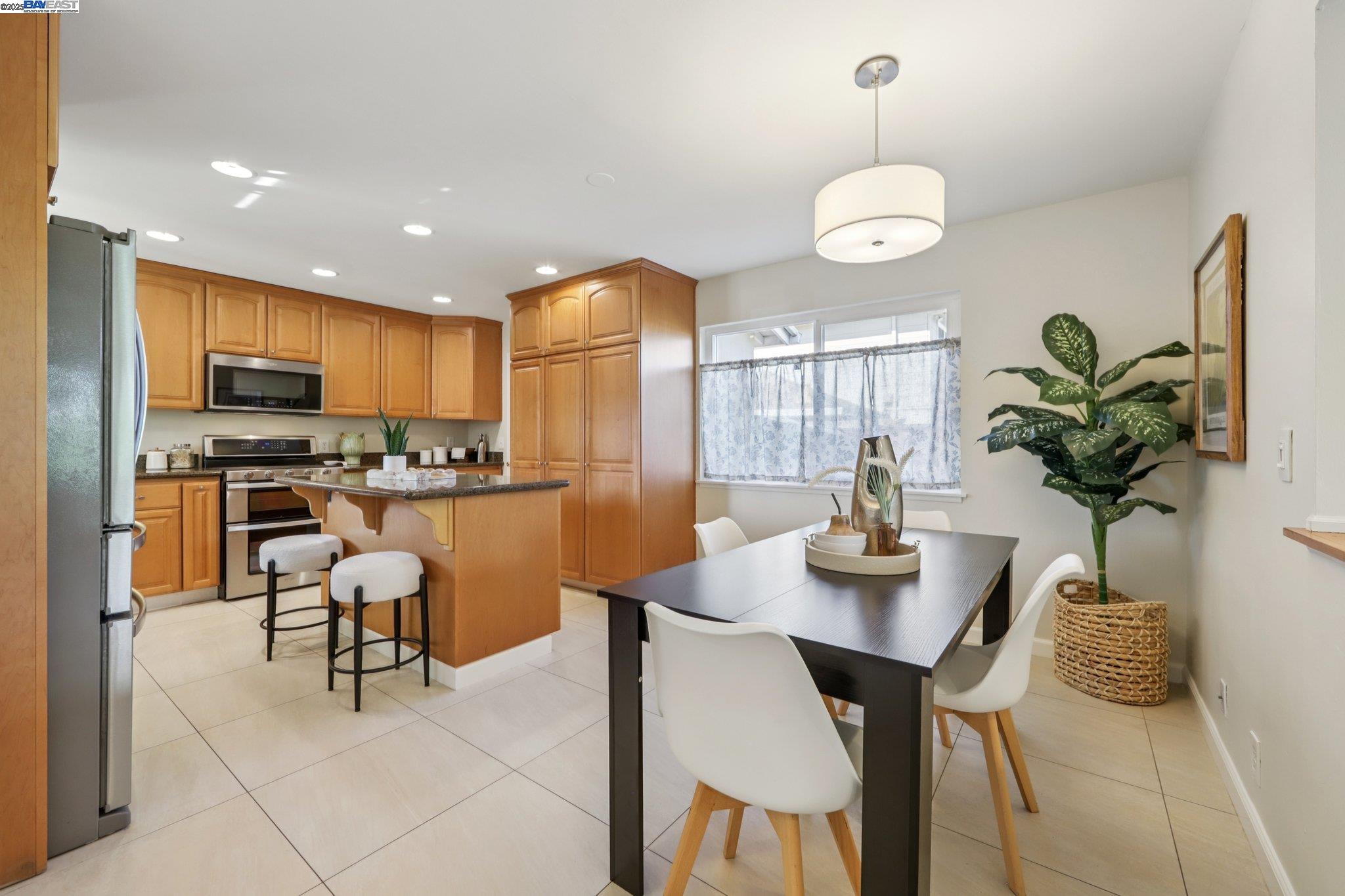 137 Cassandra Pl