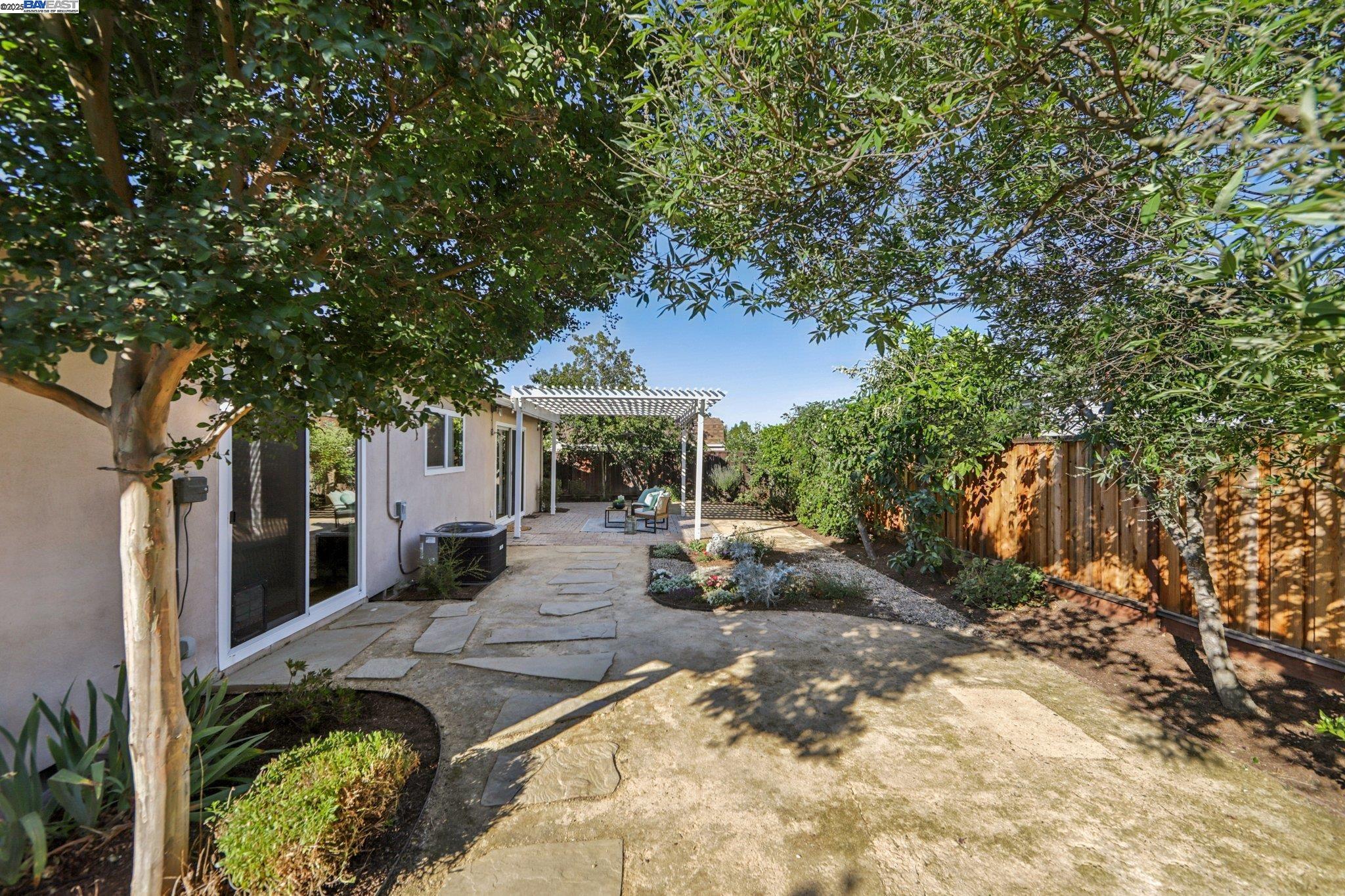 137 Cassandra Pl