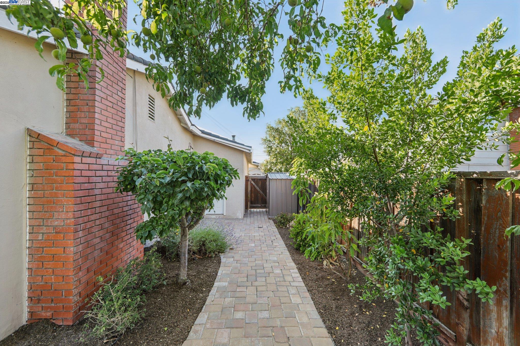 137 Cassandra Pl