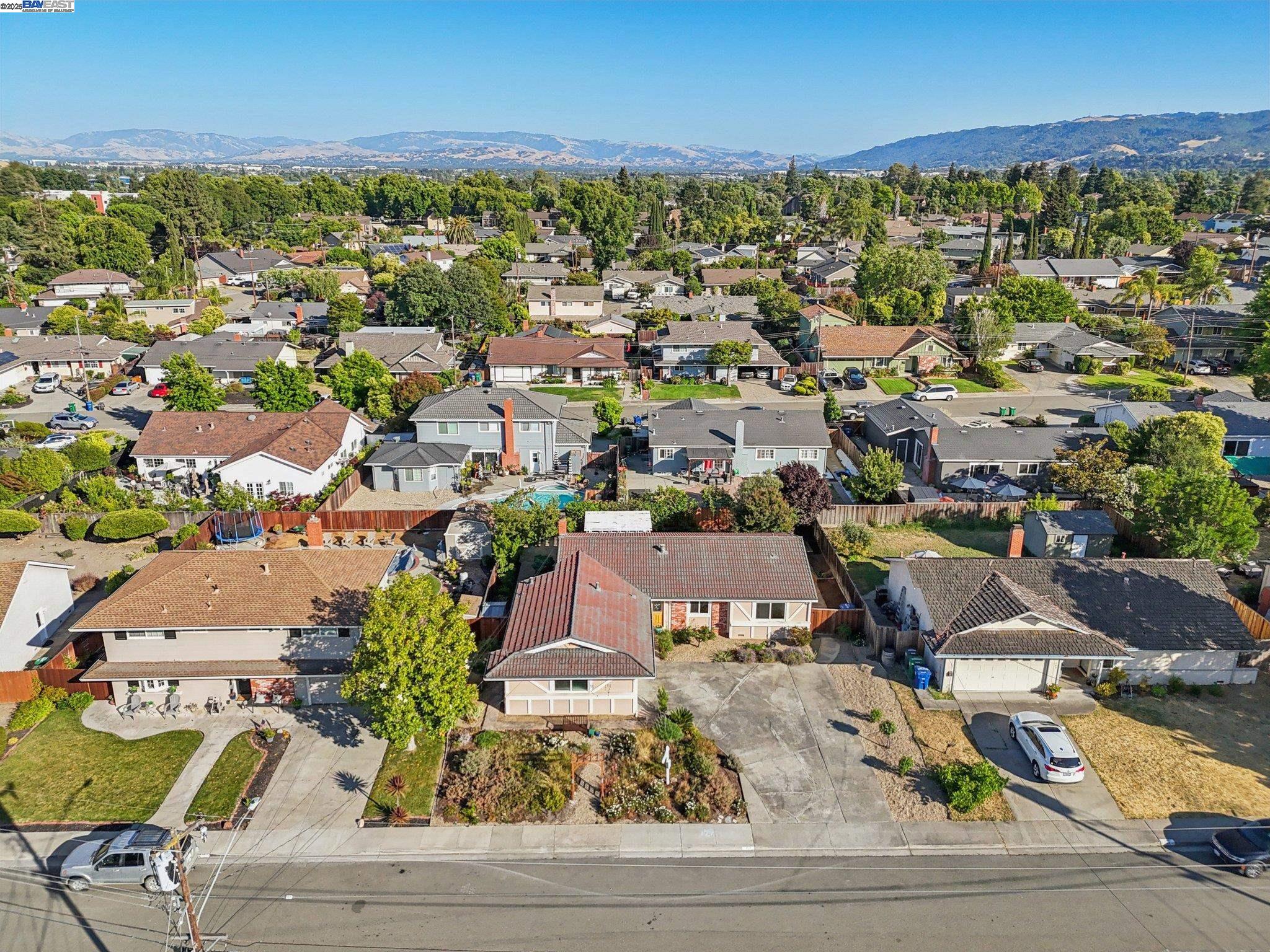 137 Cassandra Pl