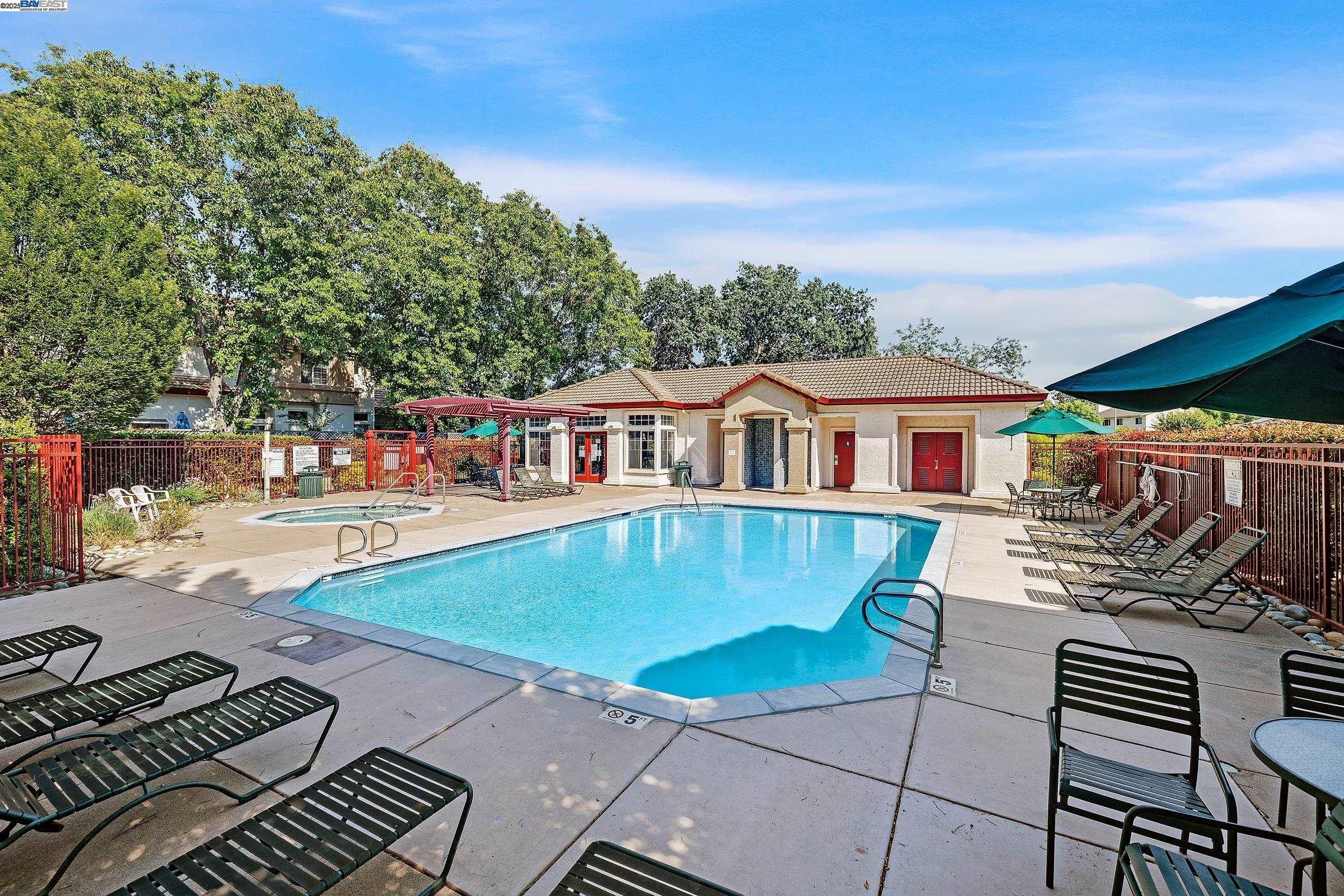 5754 Belleza Dr
