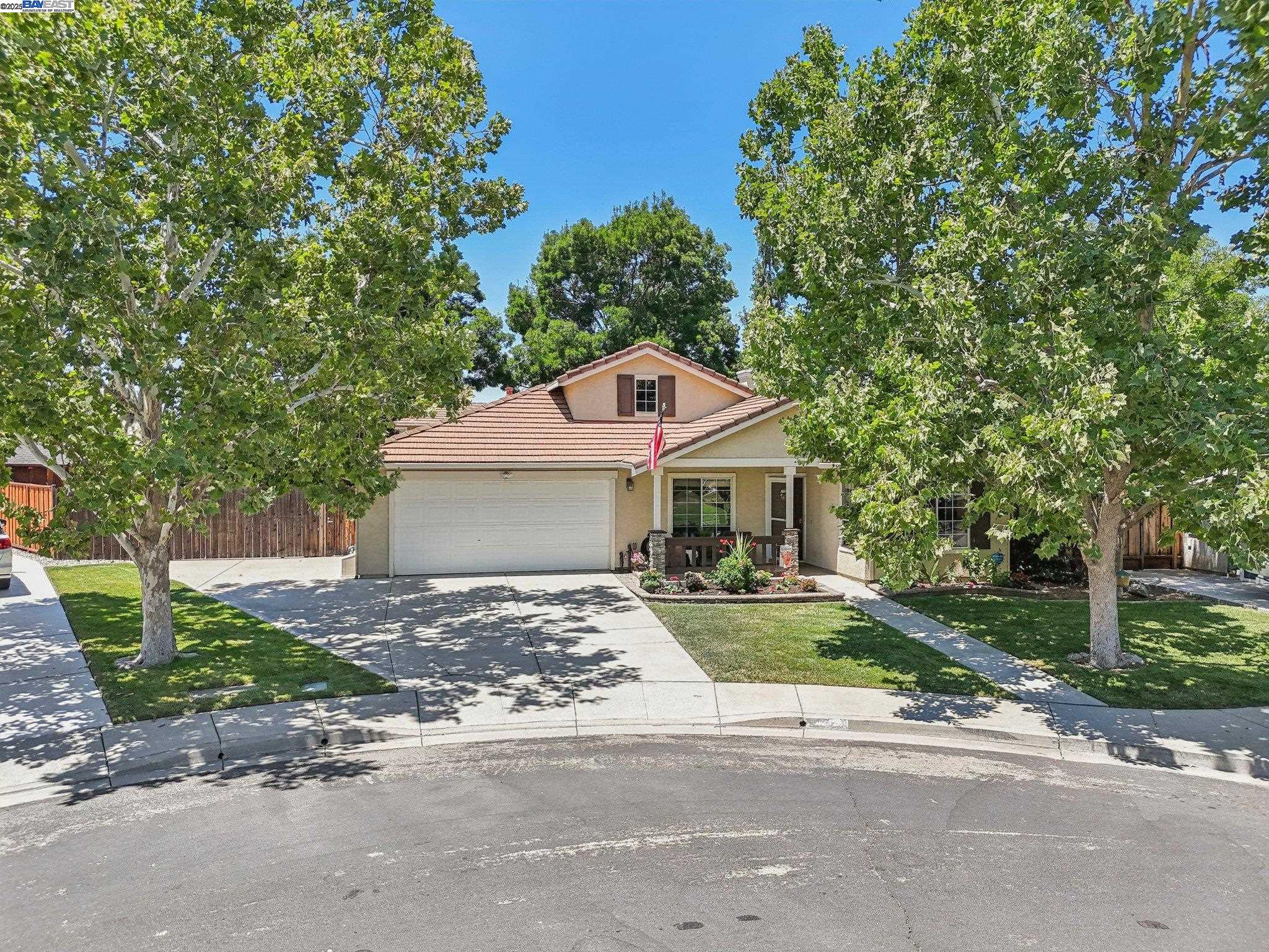 1256 Village Green Dr