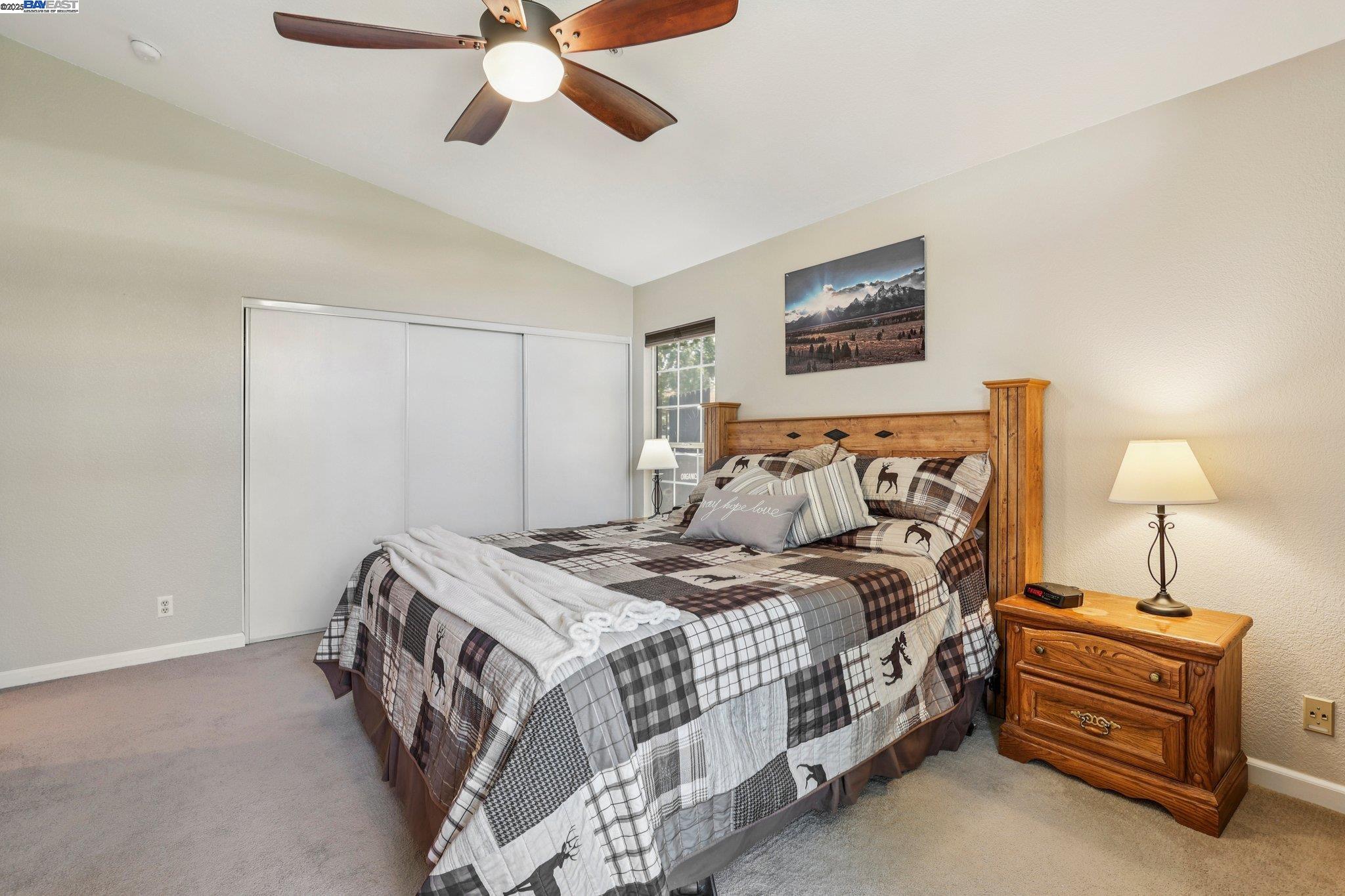 1256 Village Green Dr