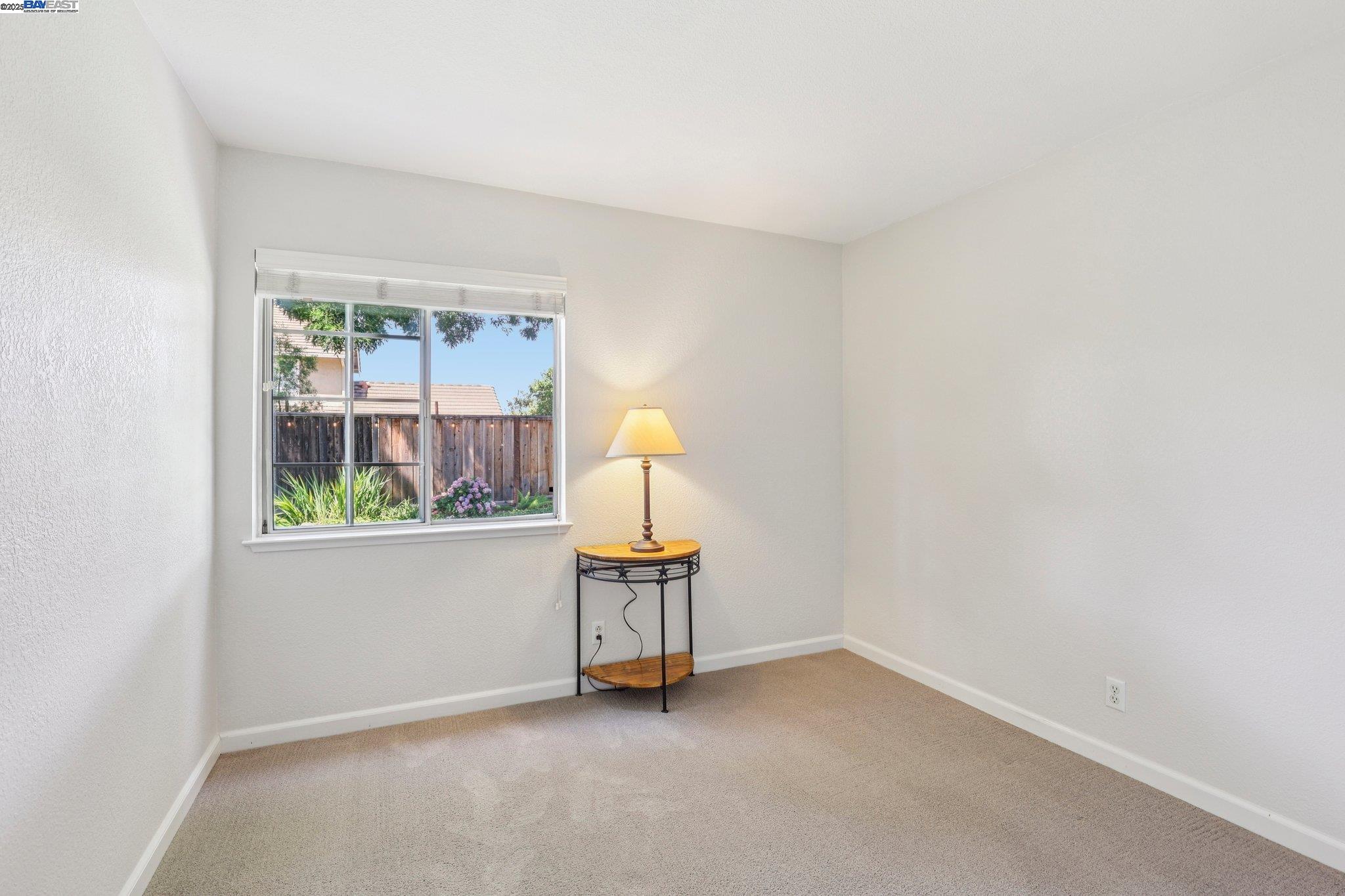 1256 Village Green Dr