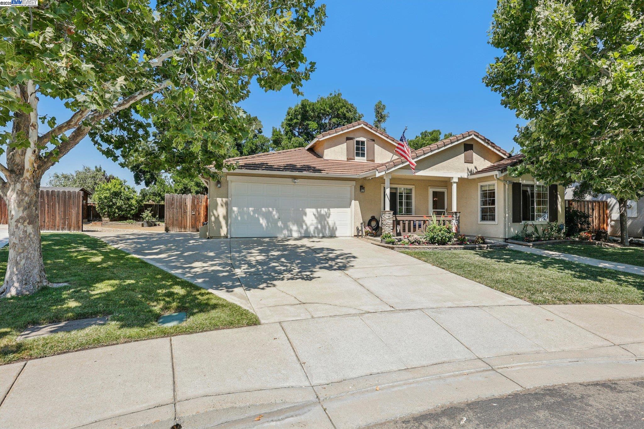 1256 Village Green Dr