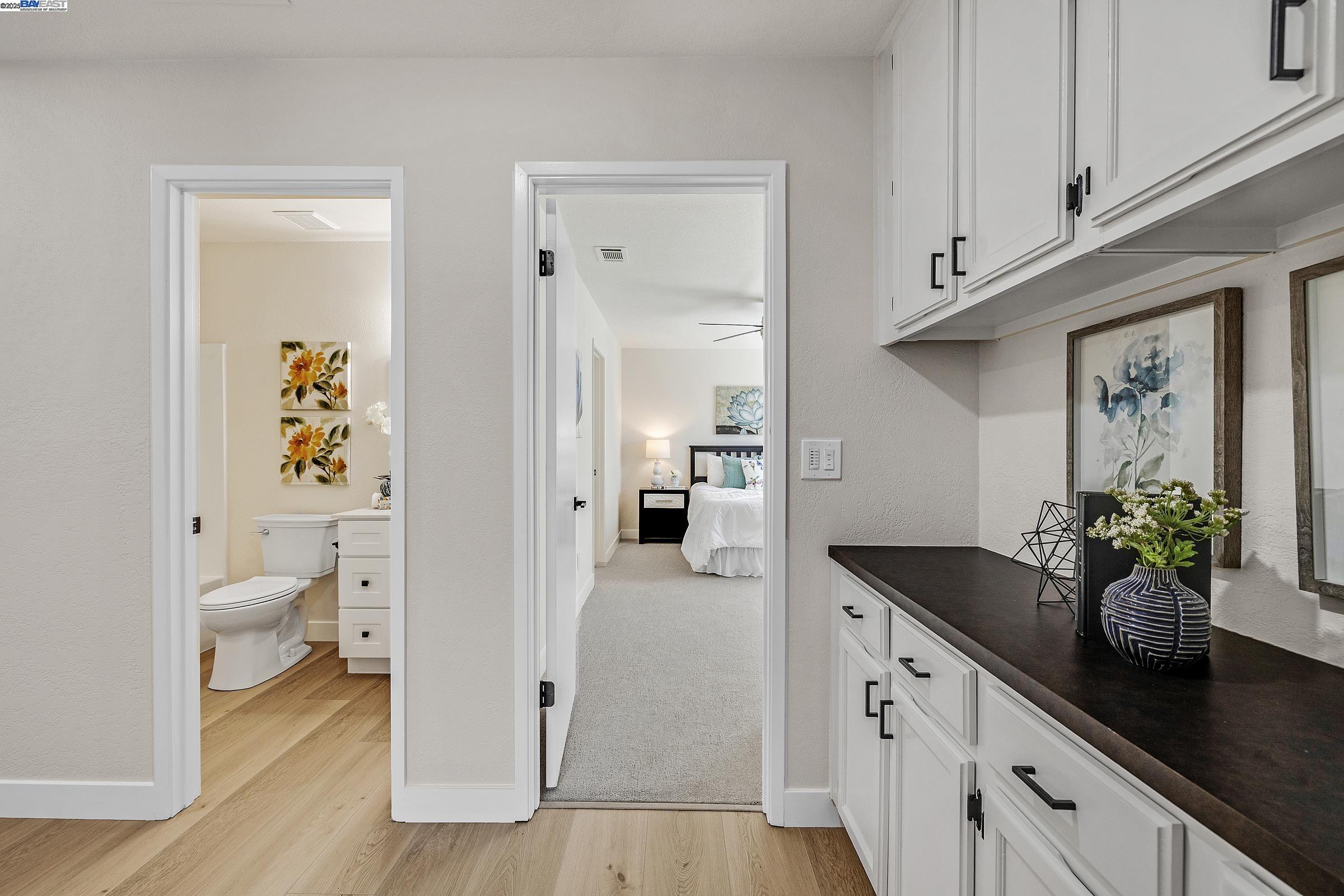 1832 Mira Loma St
