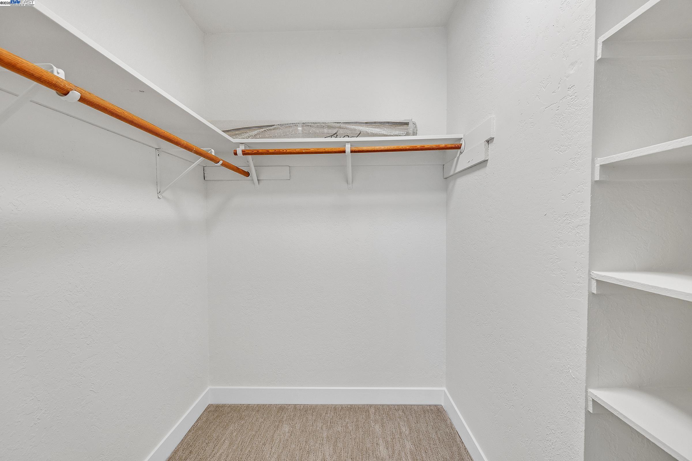 1832 Mira Loma St