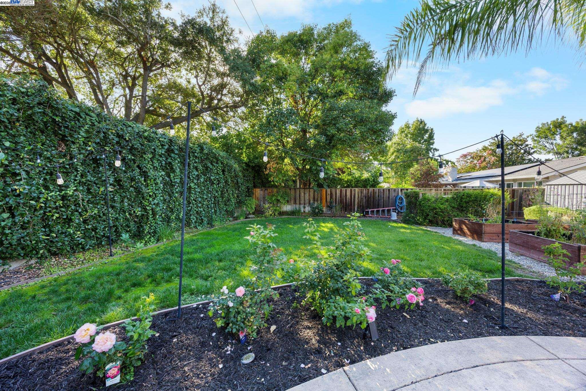 90 Princeton Ct