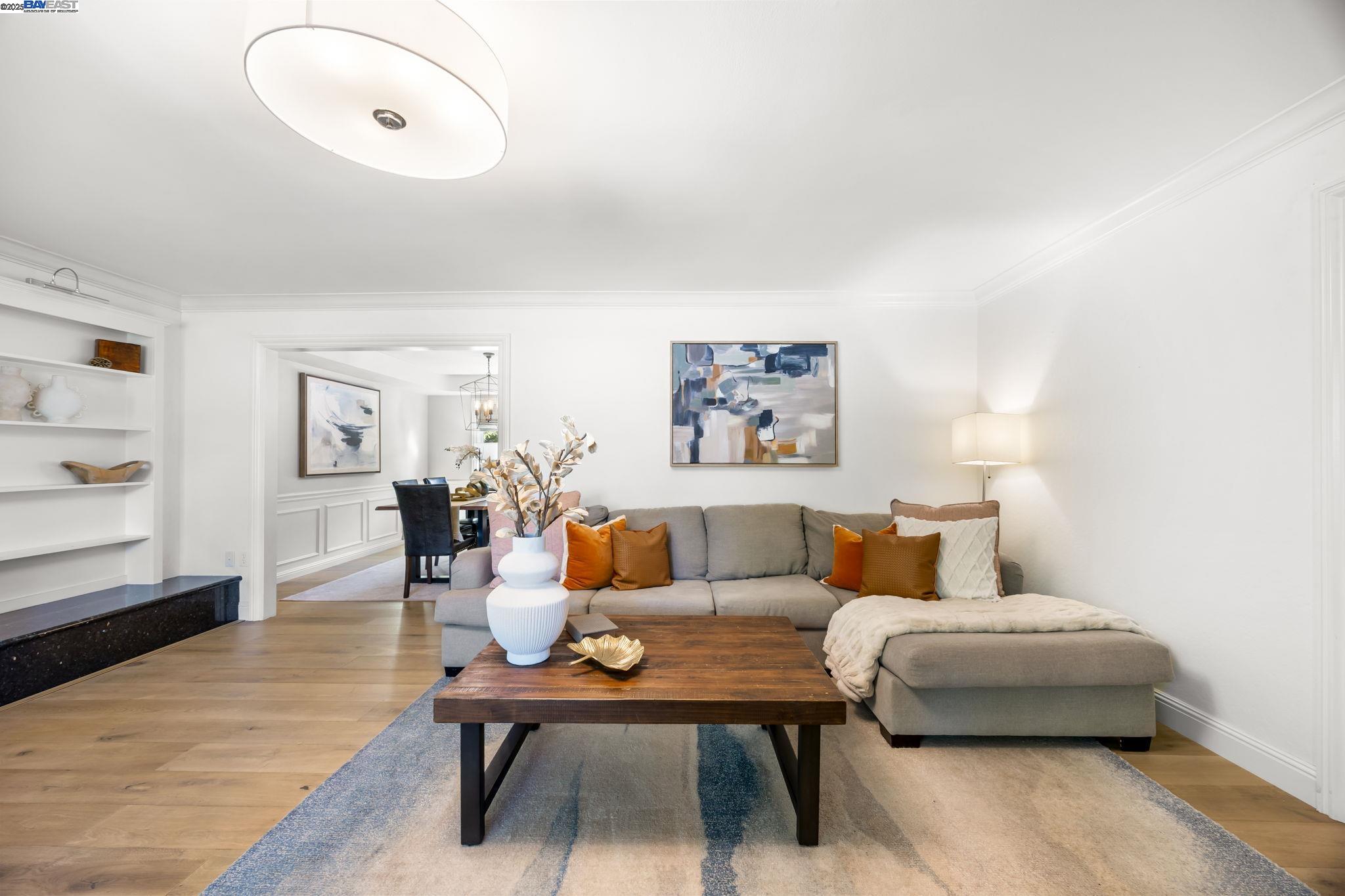 90 Princeton Ct