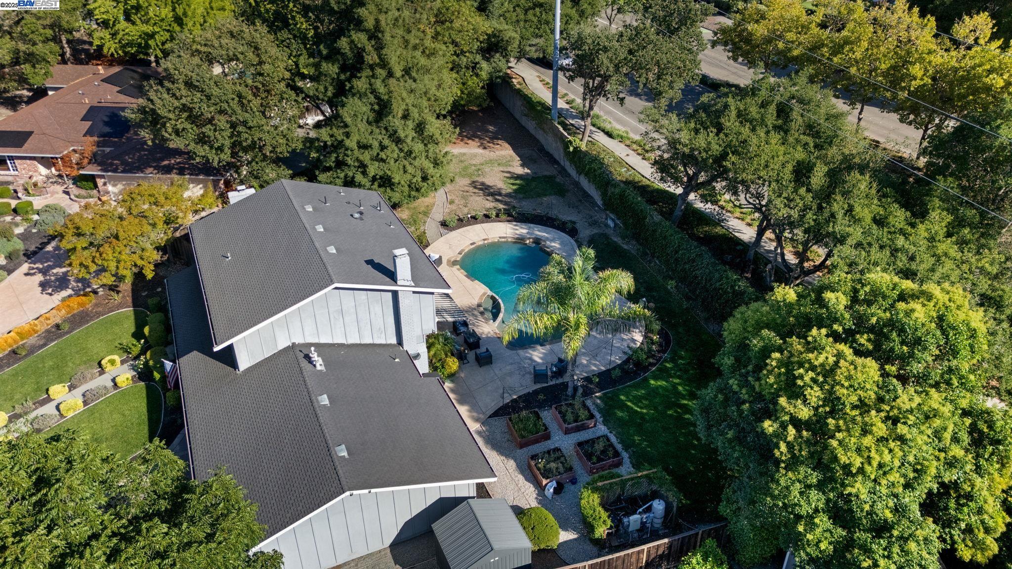 90 Princeton Ct