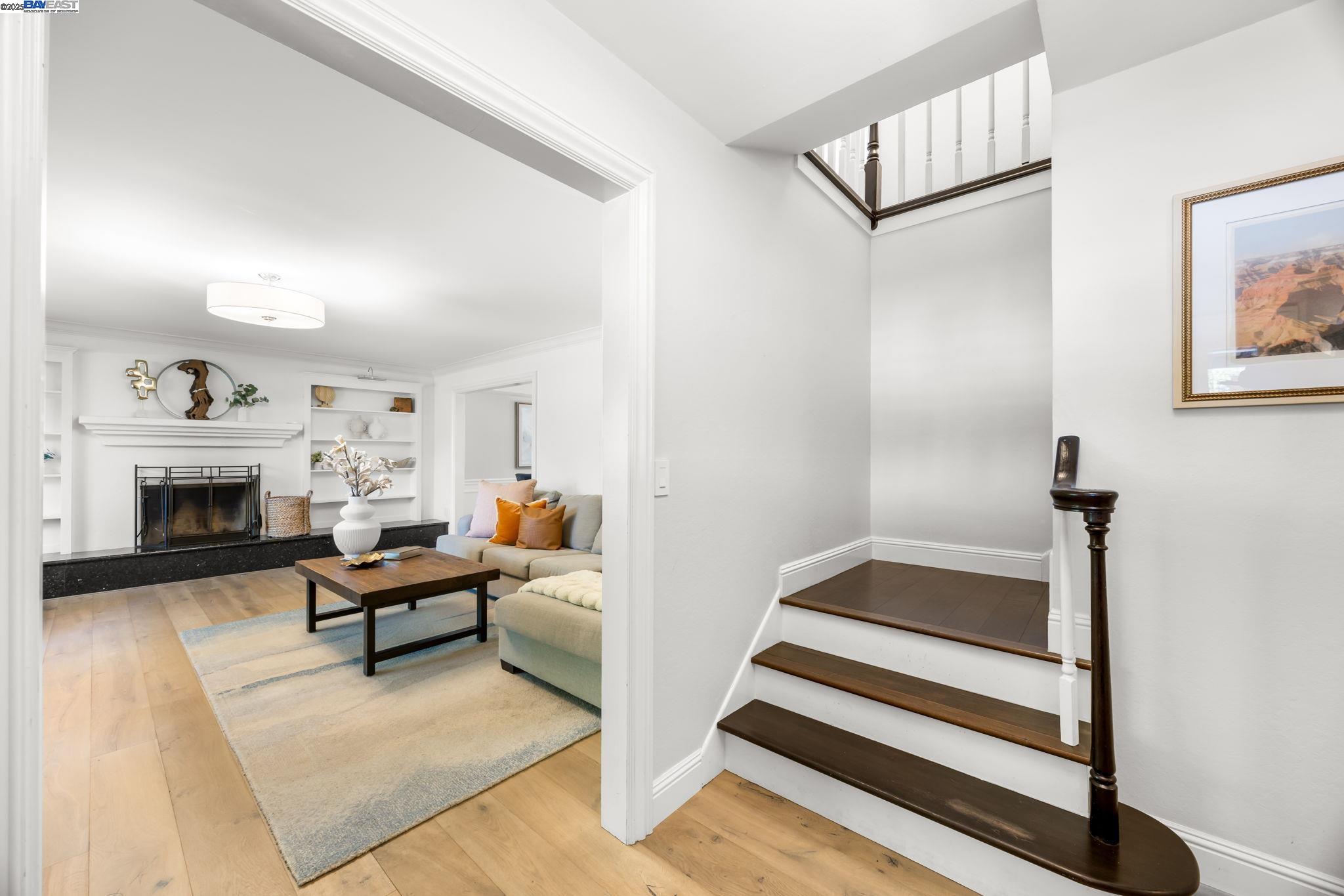 90 Princeton Ct