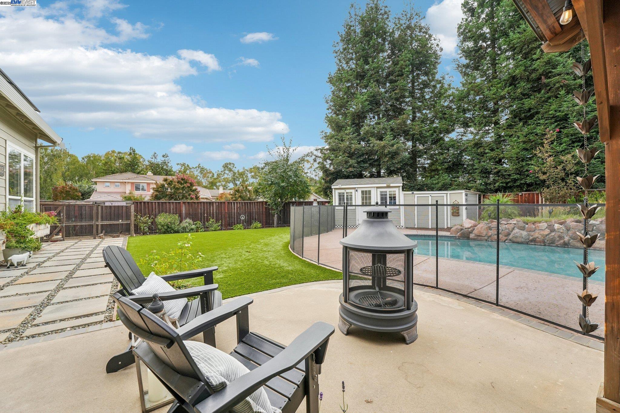 1762 Cheryl Dr