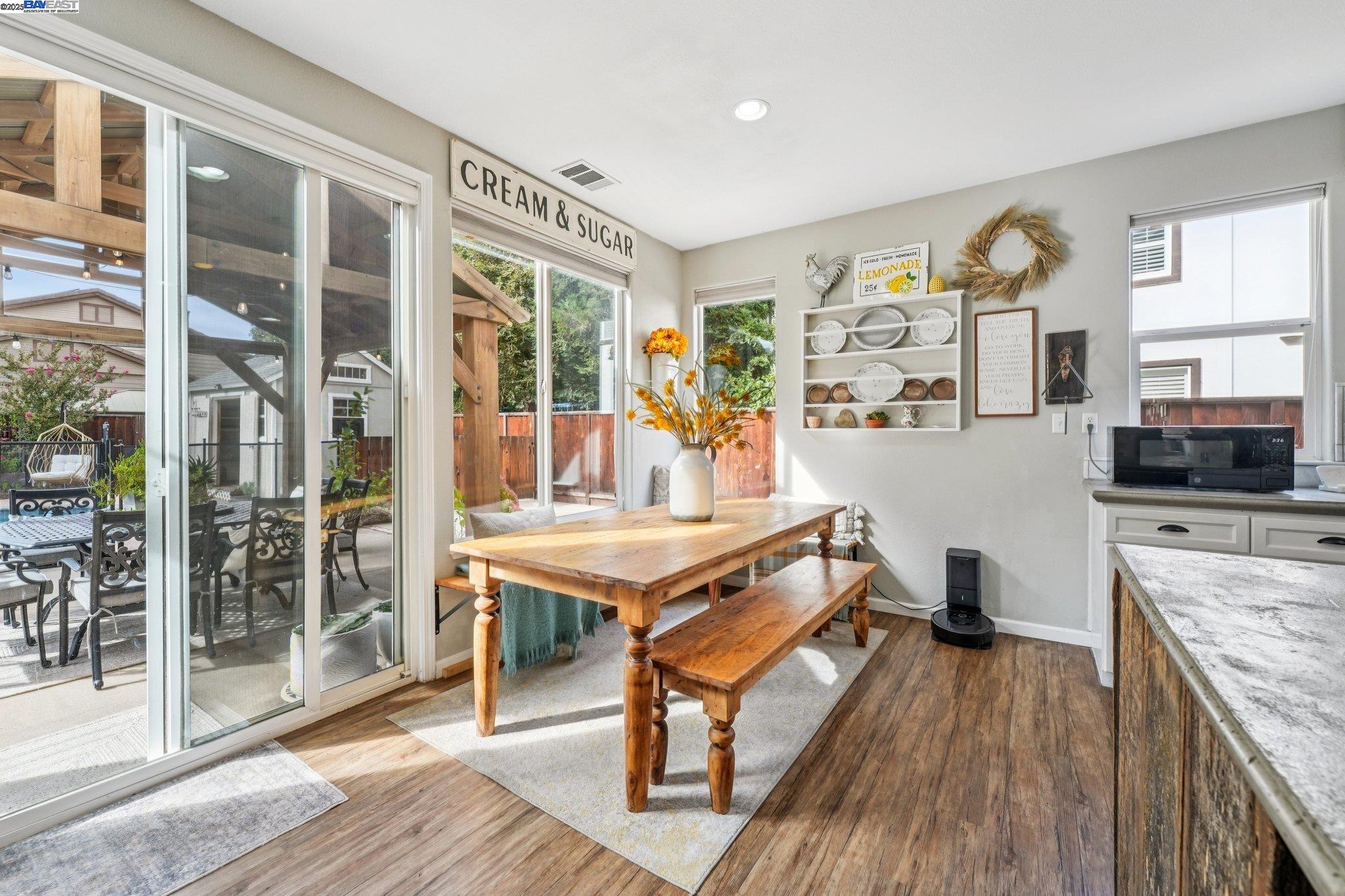 1762 Cheryl Dr