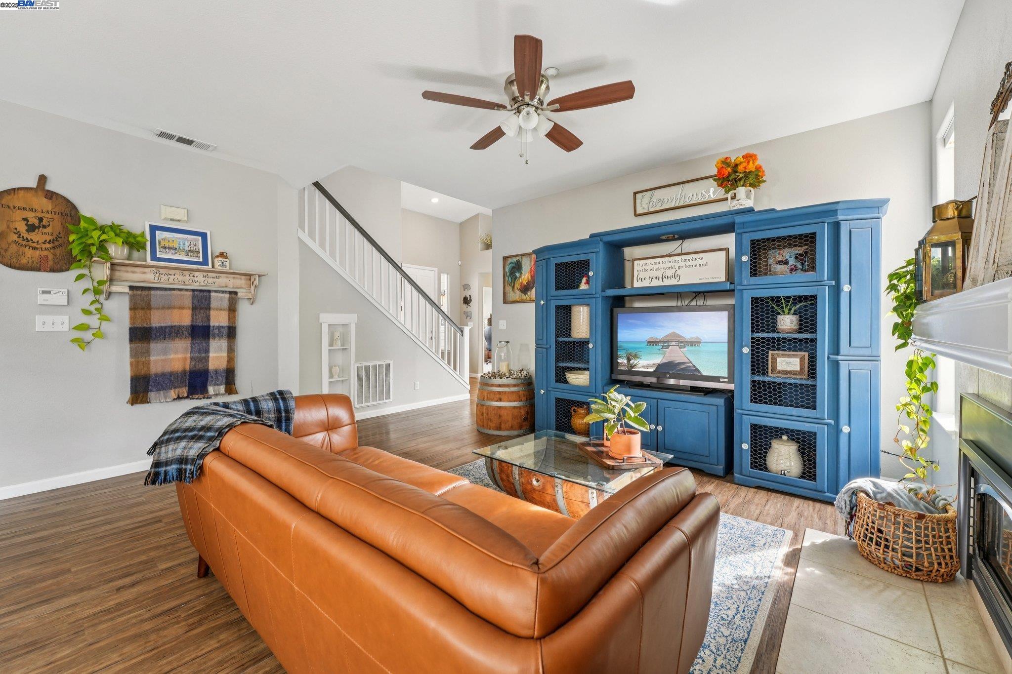 1762 Cheryl Dr
