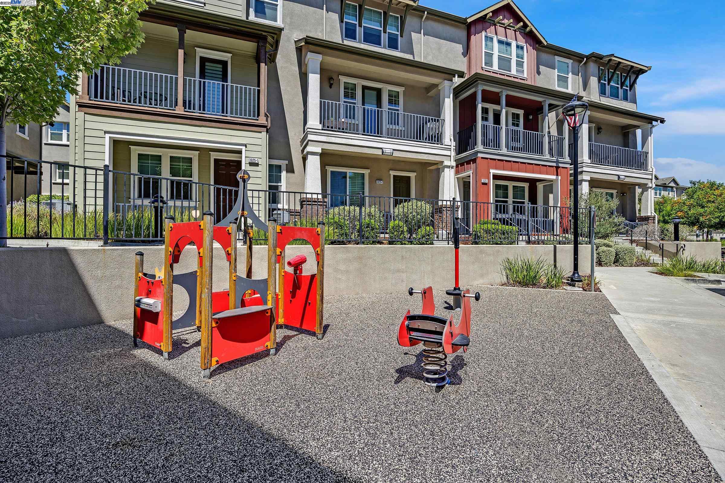 3971 Portola Cmn # 1