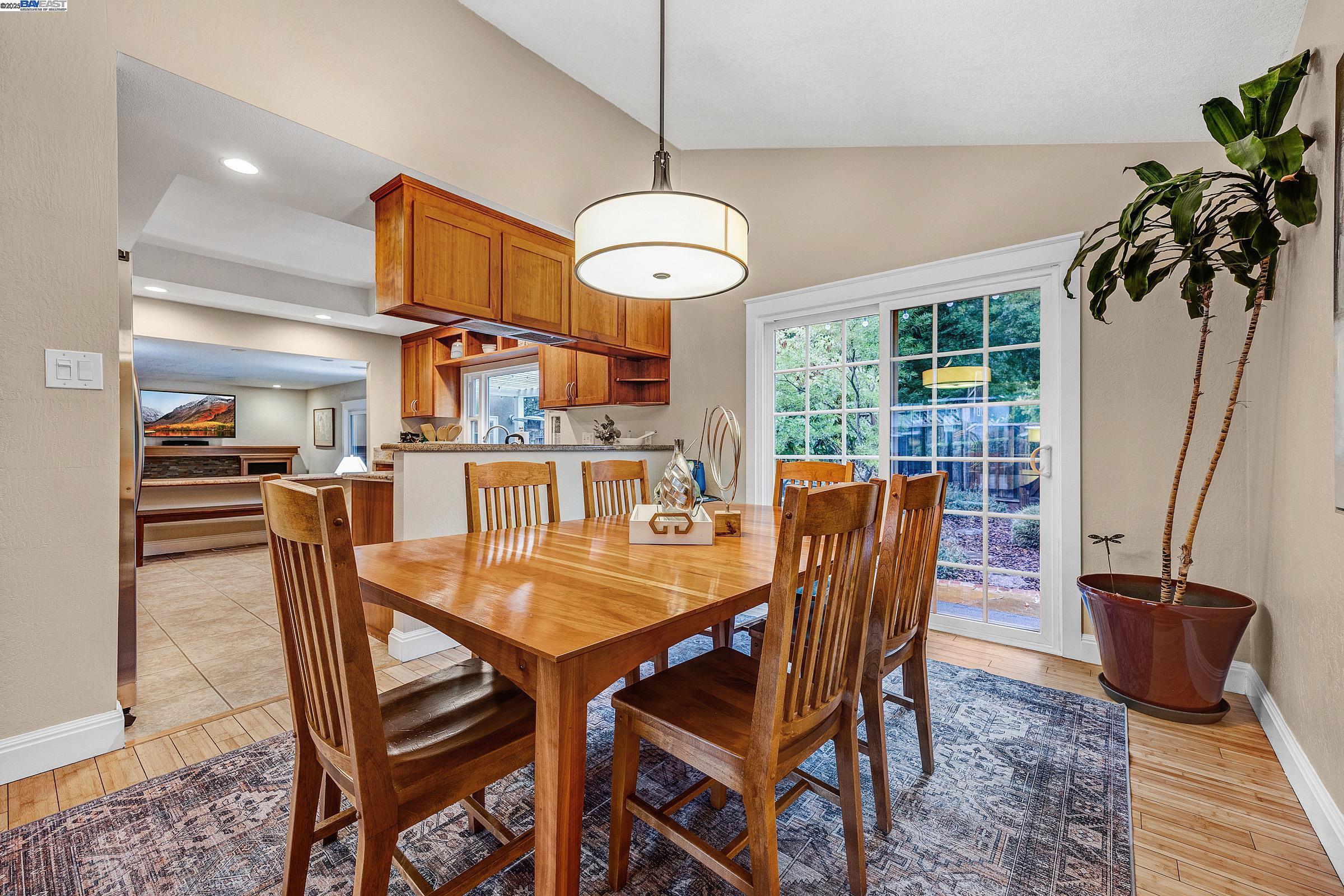 3431 Windsor Ct