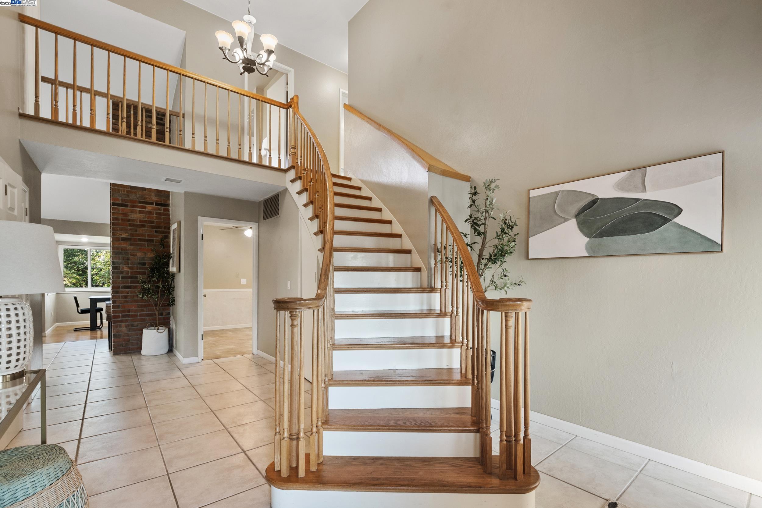 628 Lido Dr
